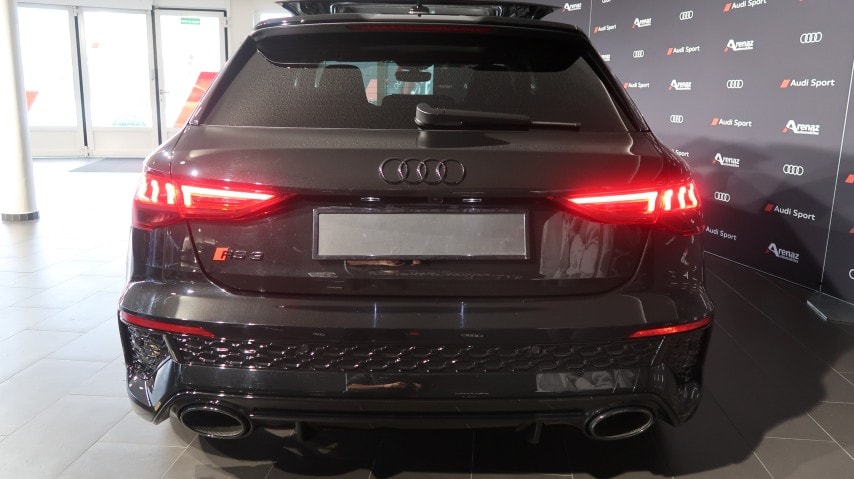 AUDI RS3 Sportback 2.5 TSI quattro S-tronic-image-13