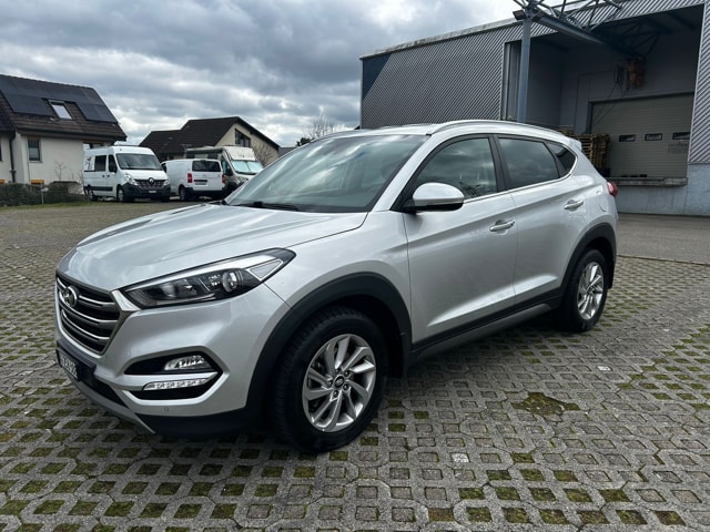 HYUNDAI Tucson 2.0 CRDI Plena 4WD Automatic-image-1