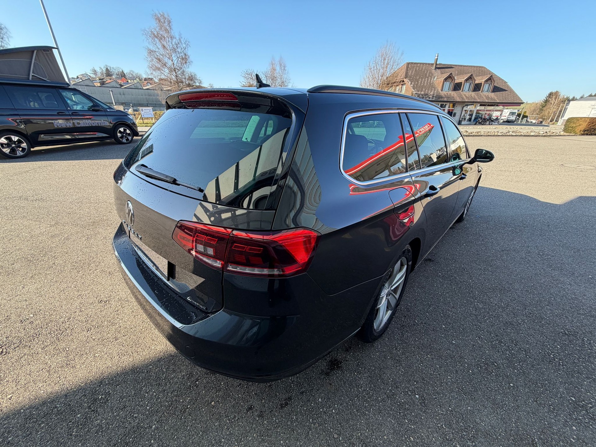 VW Passat 2.0 TDI BMT Business 4Motion DSG-image-4