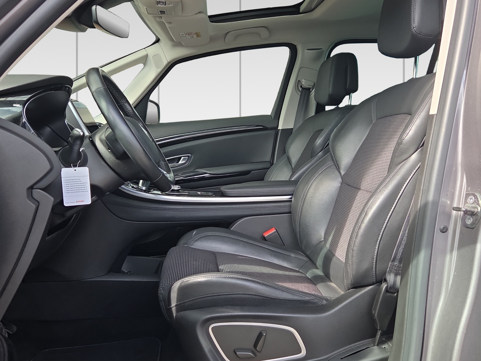 RENAULT Espace 2.0 dCi Techno EDC 6-image-5