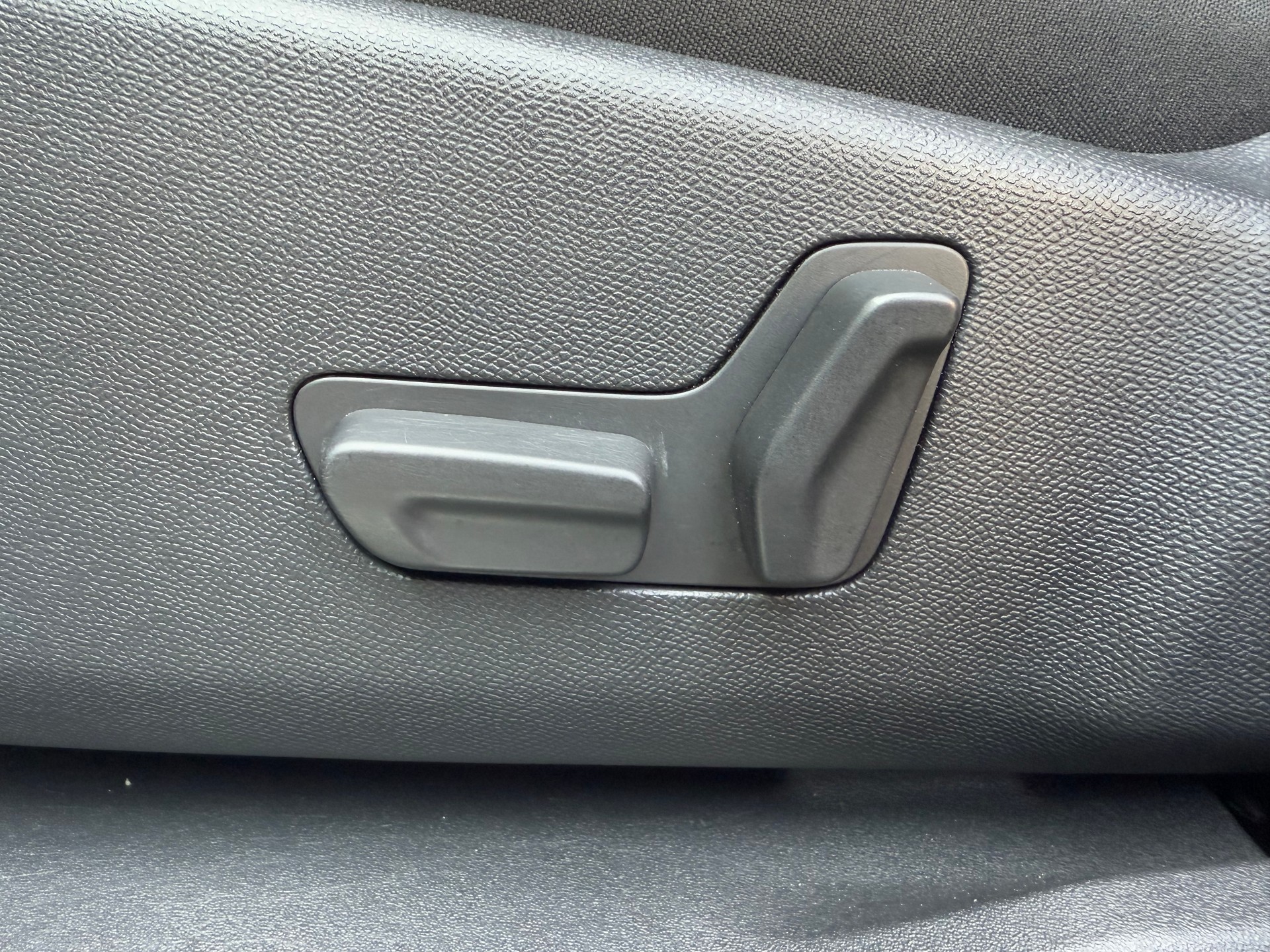 CITROEN C5 Aircross 2.0 BlueHD Shine EAT8-image-13