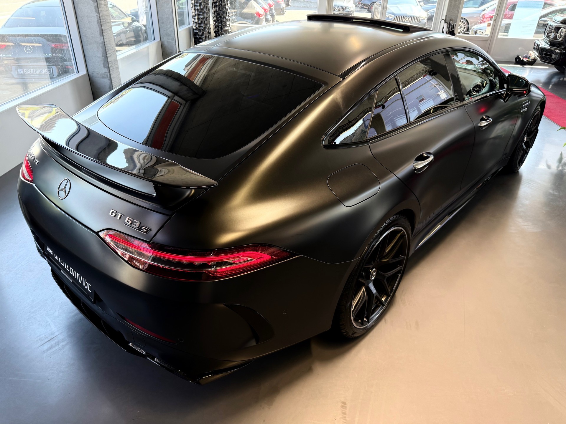 MERCEDES-BENZ AMG GT 4 63 S Edition 1 4Matic+ Speedshift MCT-image-8