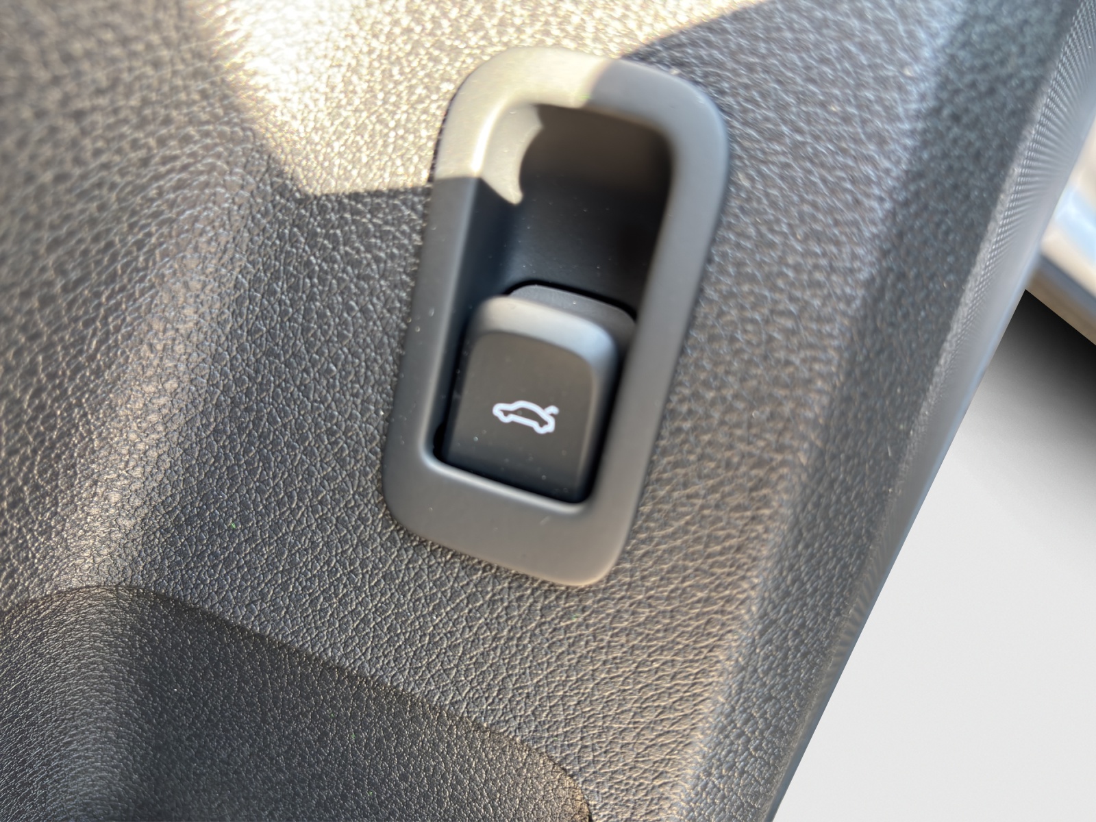 AUDI Q2 35 TFSI advanced S-tronic-image-15