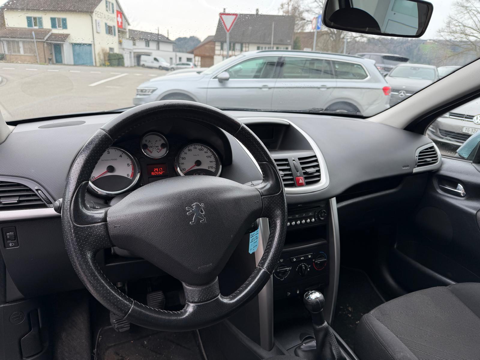 PEUGEOT 207 1.6 HDI XSI-image-7