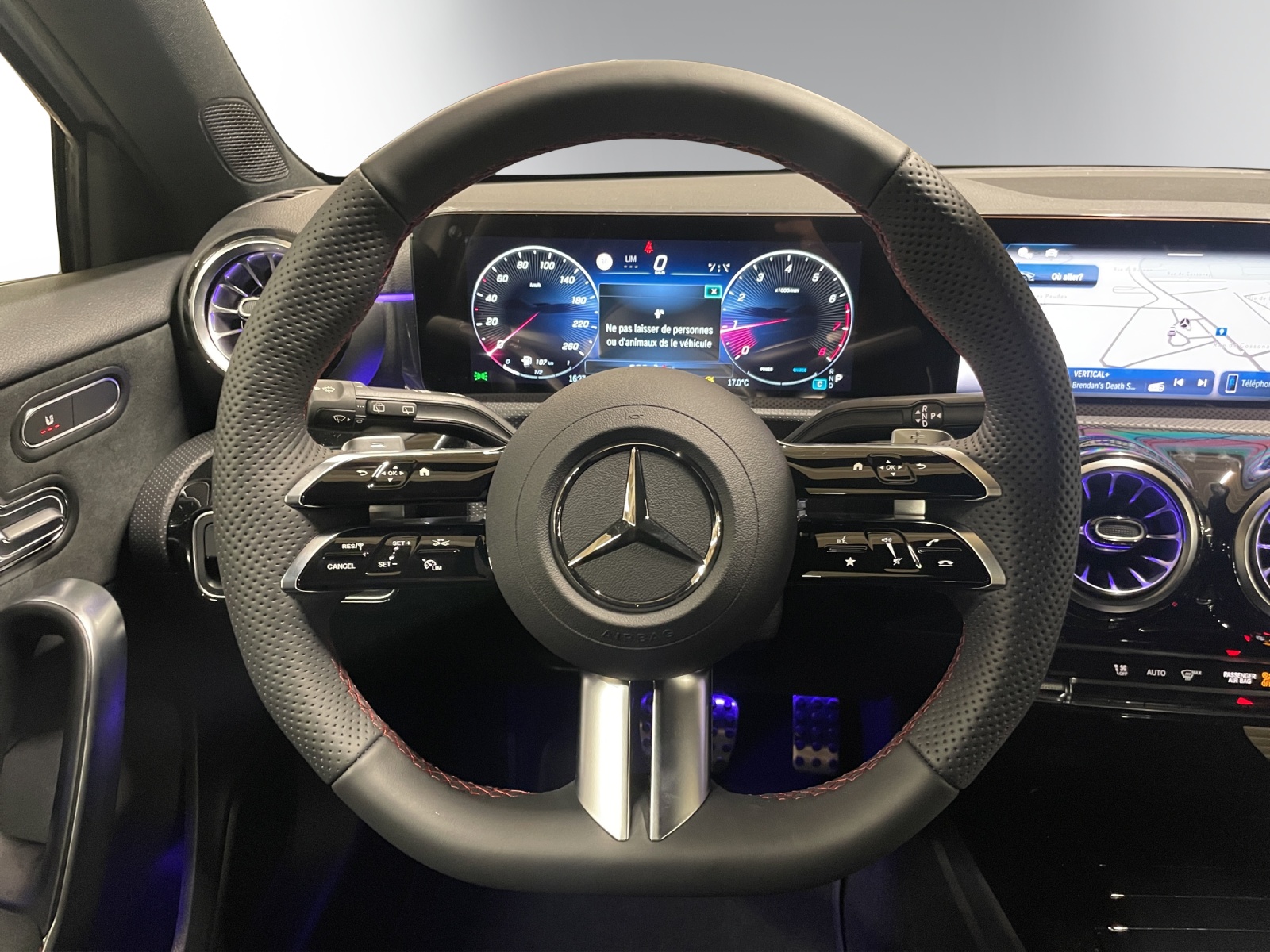 Image MERCEDES-BENZ A-200 A 200 Night Star 7G-DCT