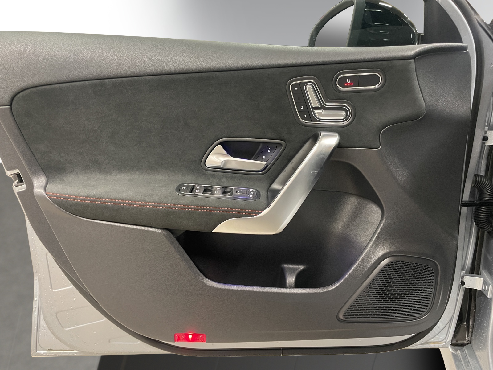 Image MERCEDES-BENZ A-200 A 200 Night Star 7G-DCT