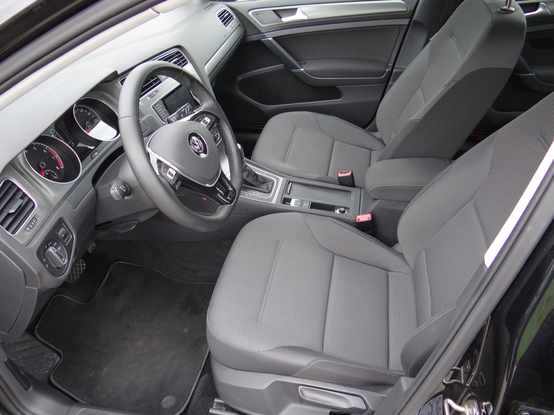 VW Golf 1.4 TSI Comfortline DSG-image-7