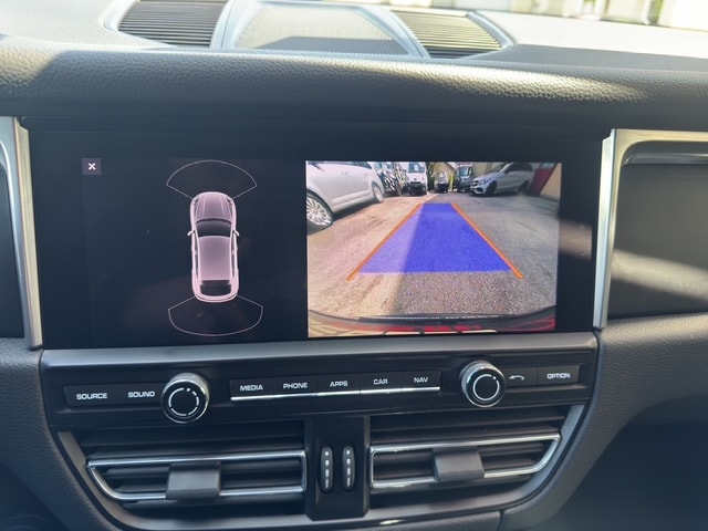 PORSCHE Macan PDK-image-14