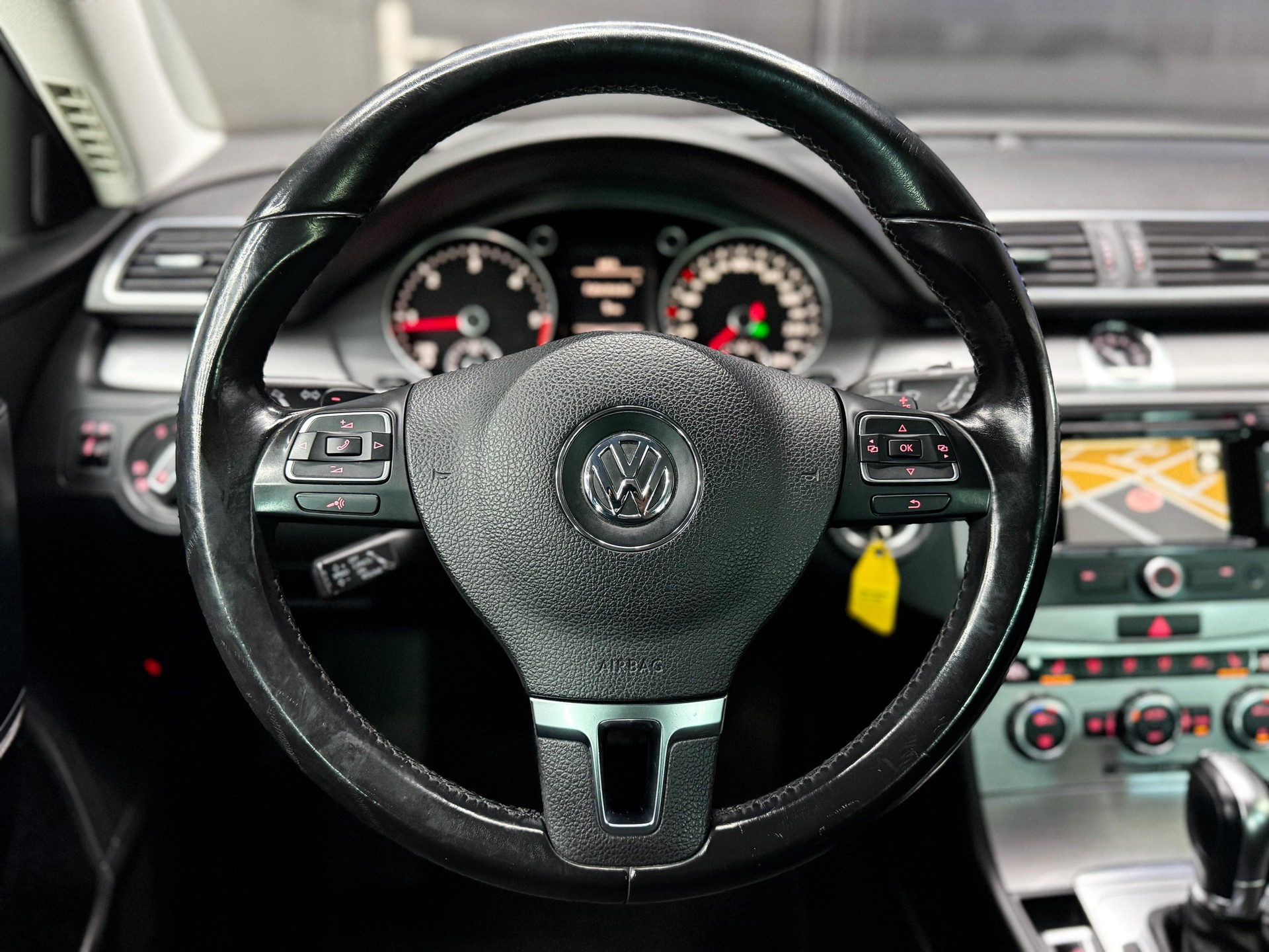 VW Passat Variant 2.0 TDI BMT Highline DSG *AHK*-image-9