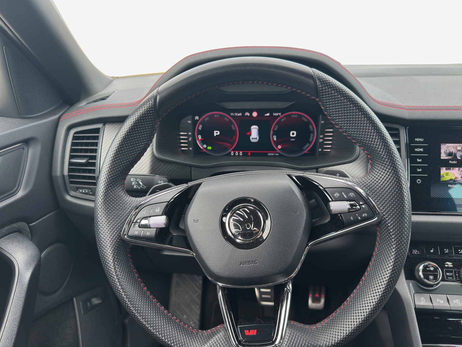 SKODA Kodiaq 2.0 TSI 4x4 RS-image-8