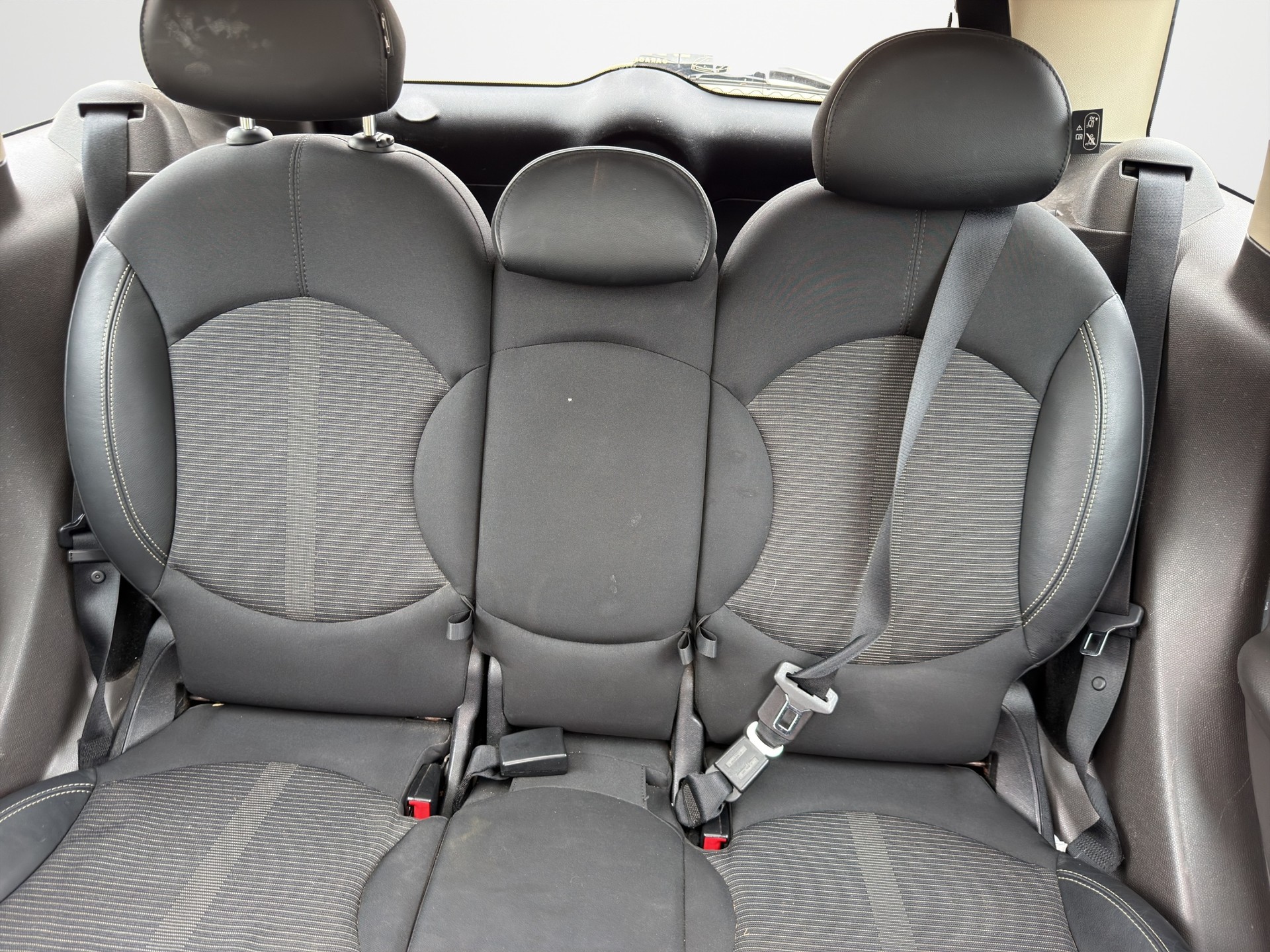 MINI Countryman Cooper FWD Steptronic-image-13