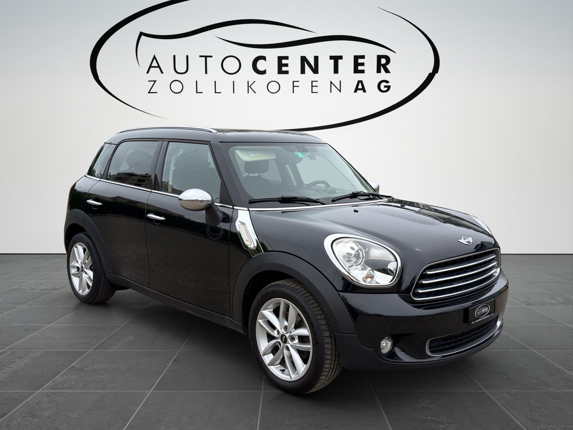 MINI Countryman Cooper FWD Steptronic-image-2