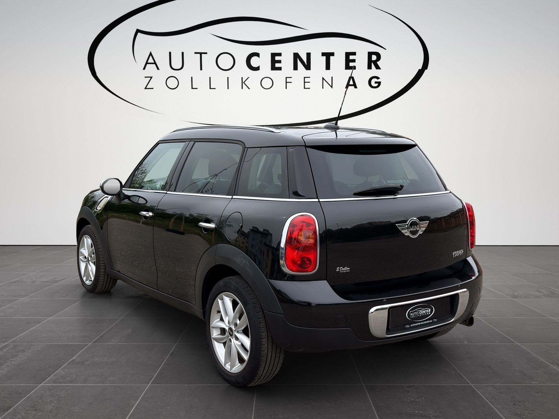 MINI Countryman Cooper FWD Steptronic-image-7