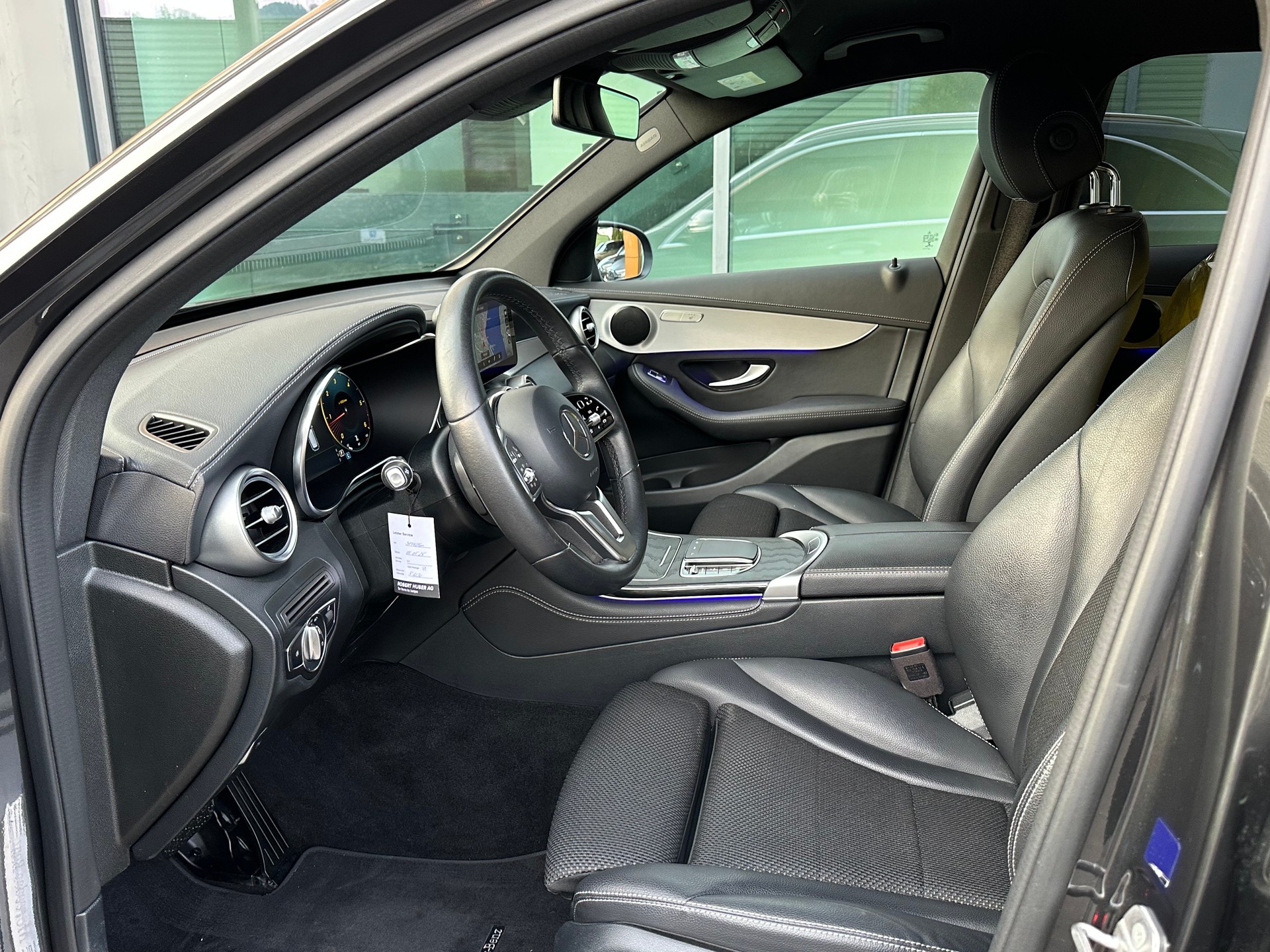 MERCEDES-BENZ GLC 220 d AMG Line 4 Matic-image-4