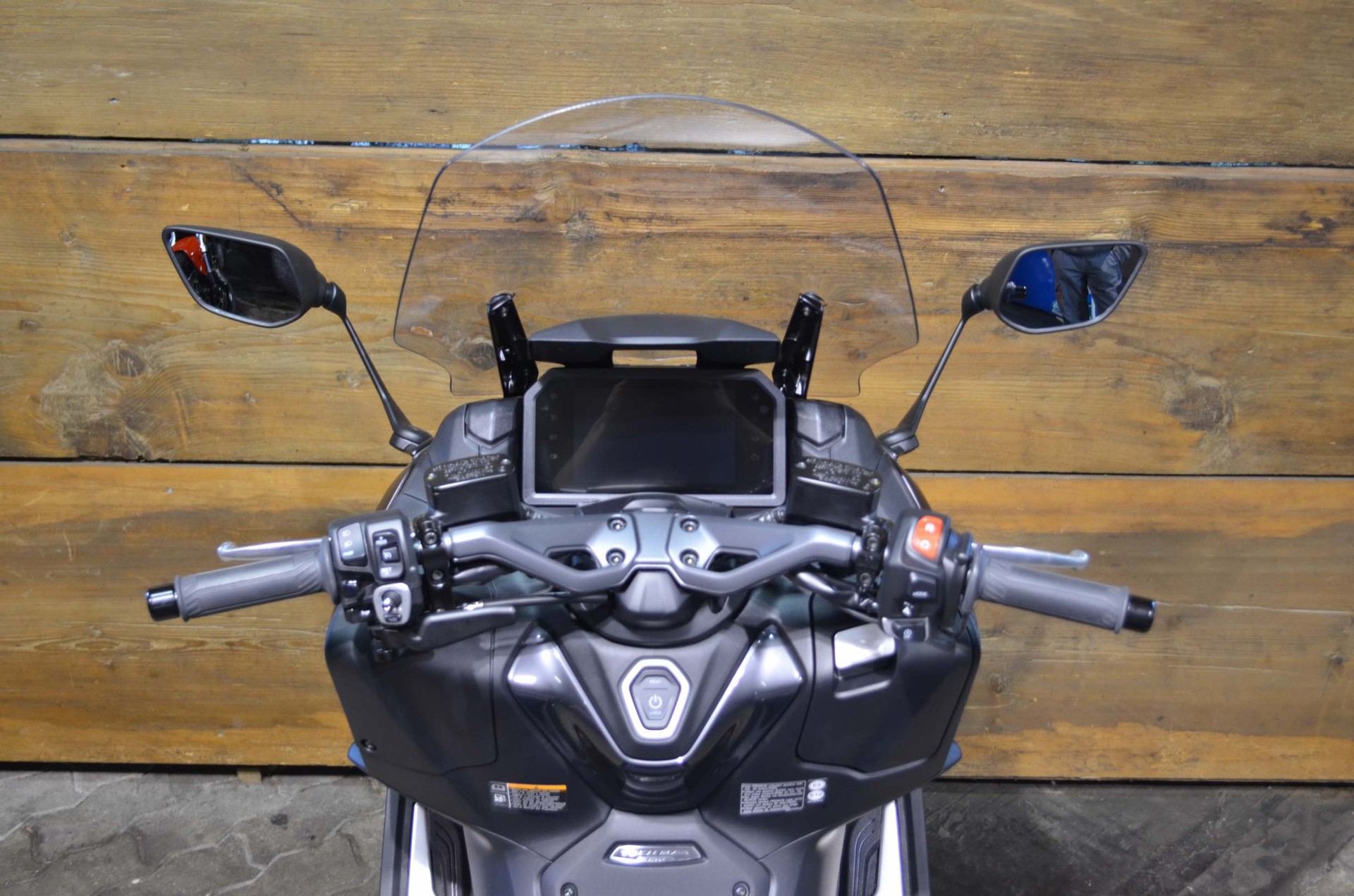 YAMAHA TMax 560 ABS Tech Max-showroom-element-2