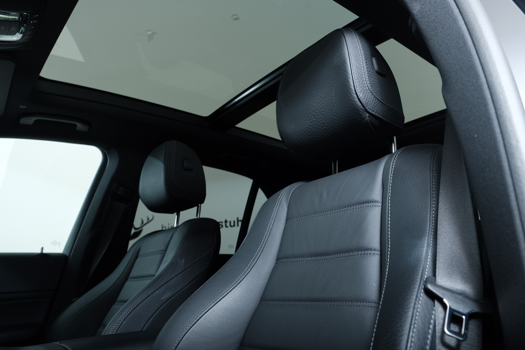 MERCEDES-BENZ GLE 450 4Matic AMG Line 9G-Tronic-image-5