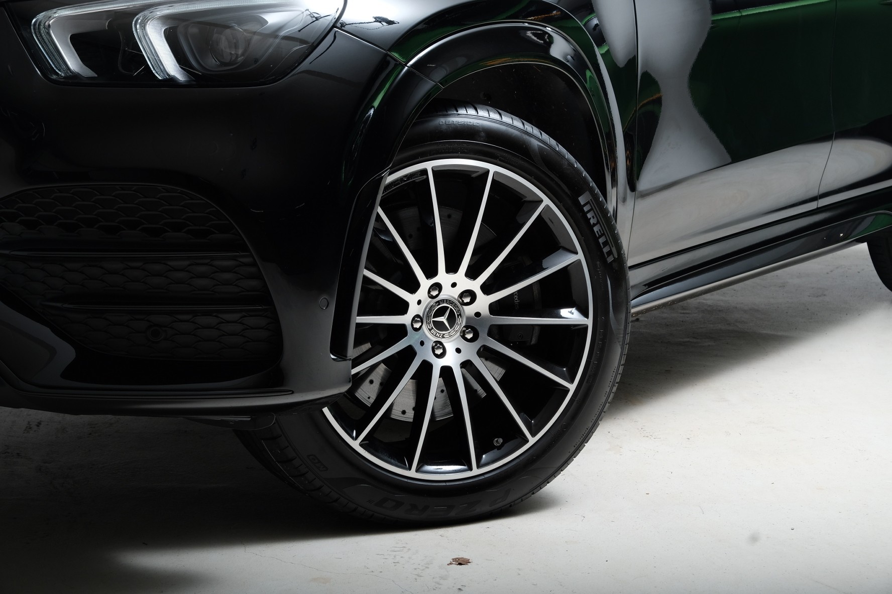 MERCEDES-BENZ GLE 450 4Matic AMG Line 9G-Tronic-image-1