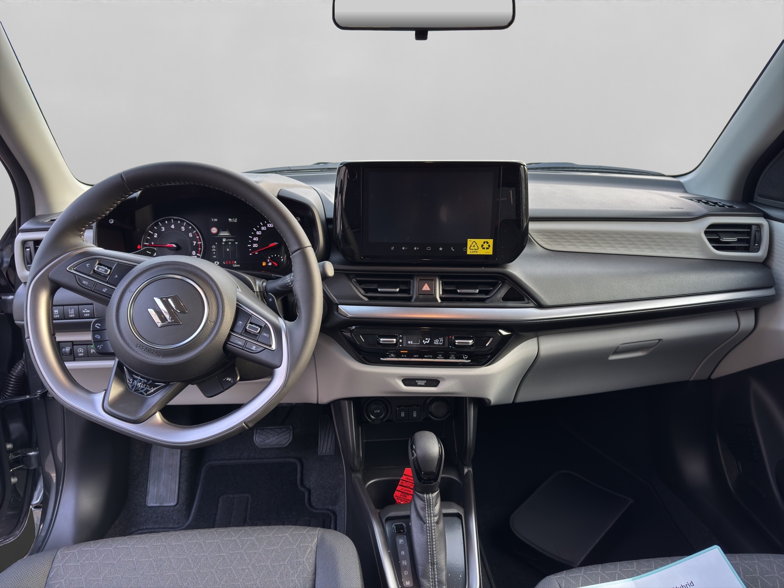SUZUKI Swift 1.2 Sakura Top Hybrid-image-14
