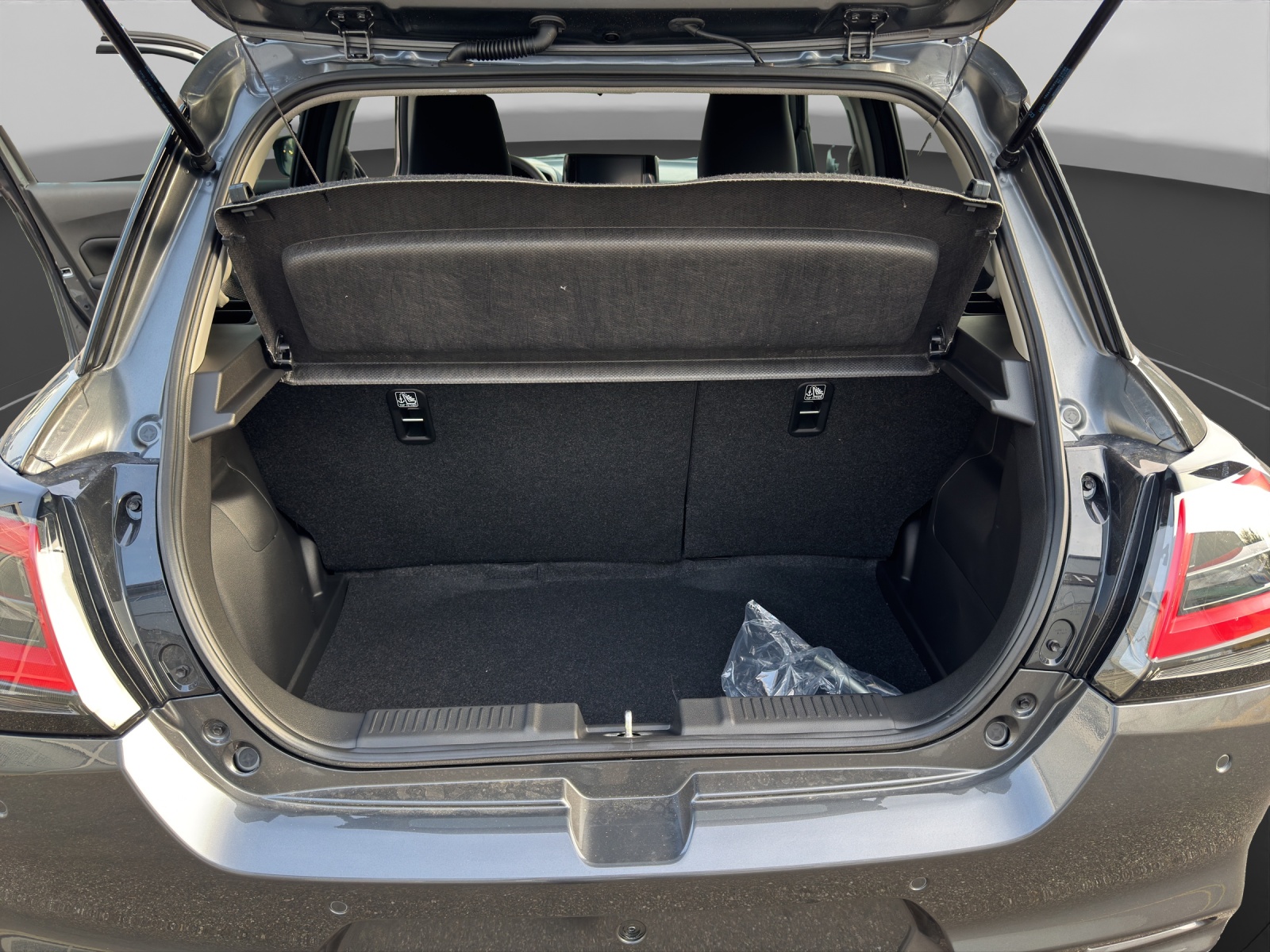 SUZUKI Swift 1.2 Sakura Top Hybrid-image-15