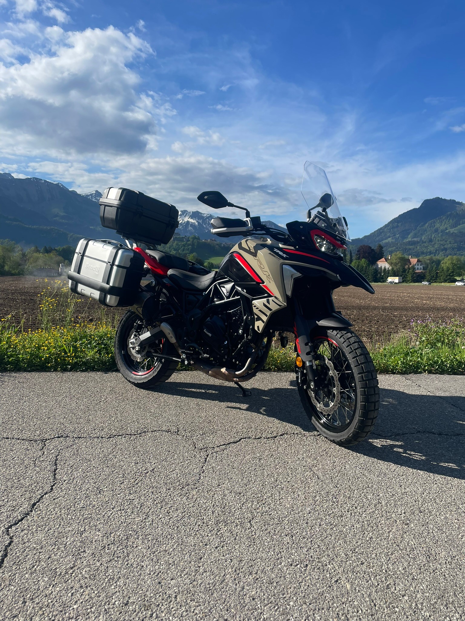 BENELLI TRK 702 X