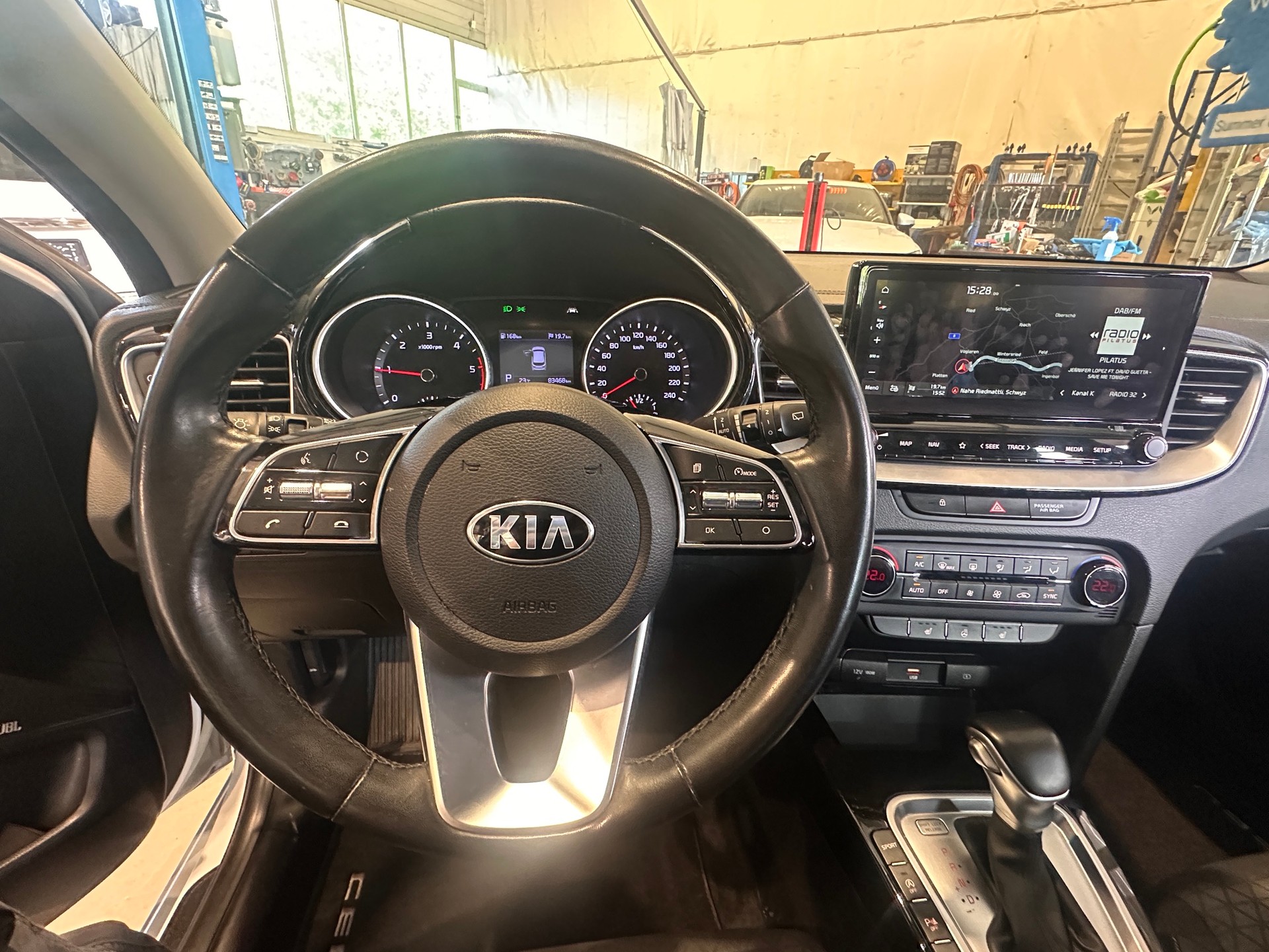 KIA Ceed 1.6 CRDi Style DCT ** NAVI** RÜCKFAHRKAMERA**SITZ-LENKRAD HEIZUNG***-image-7