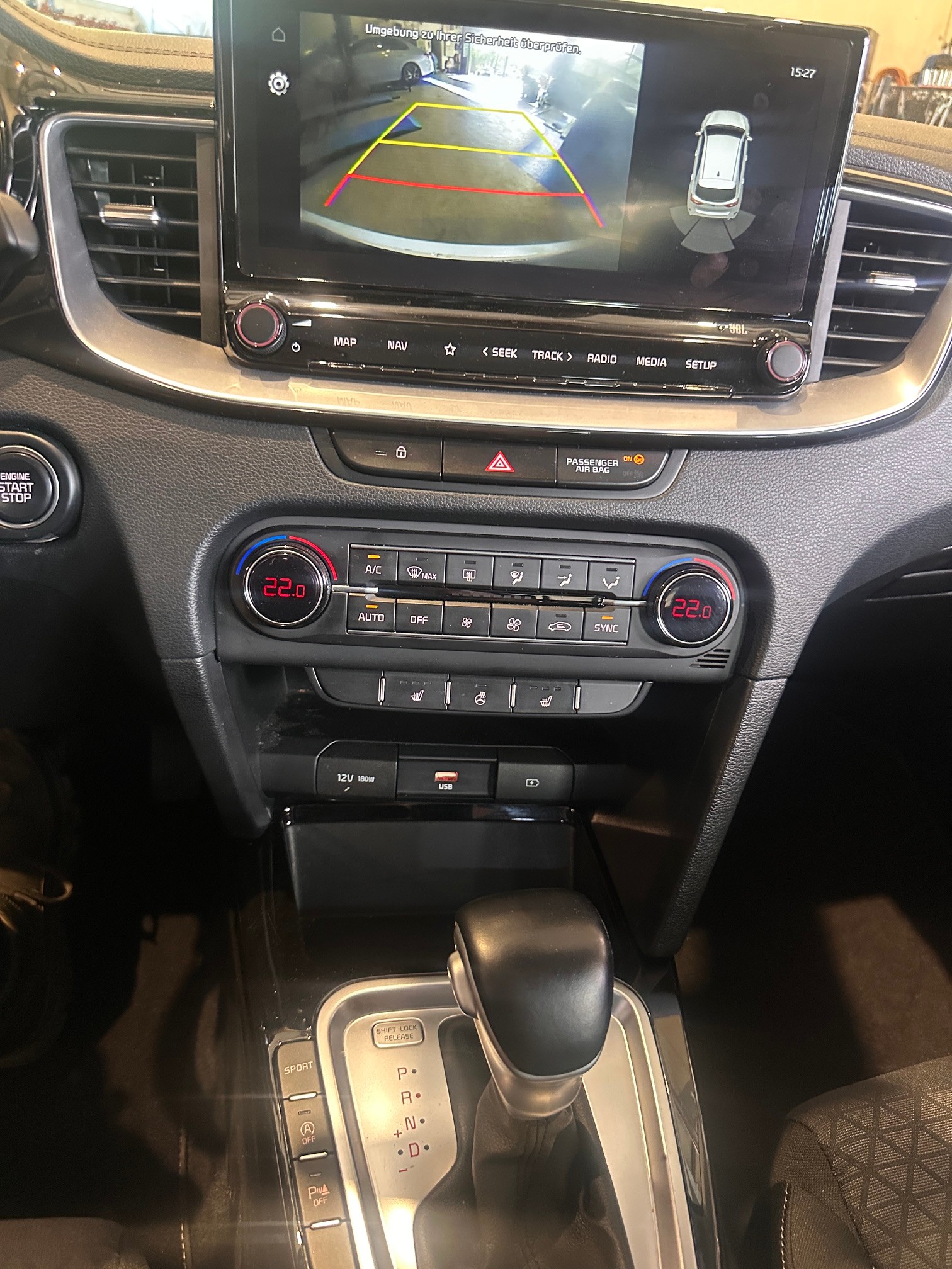 KIA Ceed 1.6 CRDi Style DCT ** NAVI** RÜCKFAHRKAMERA**SITZ-LENKRAD HEIZUNG***-image-6
