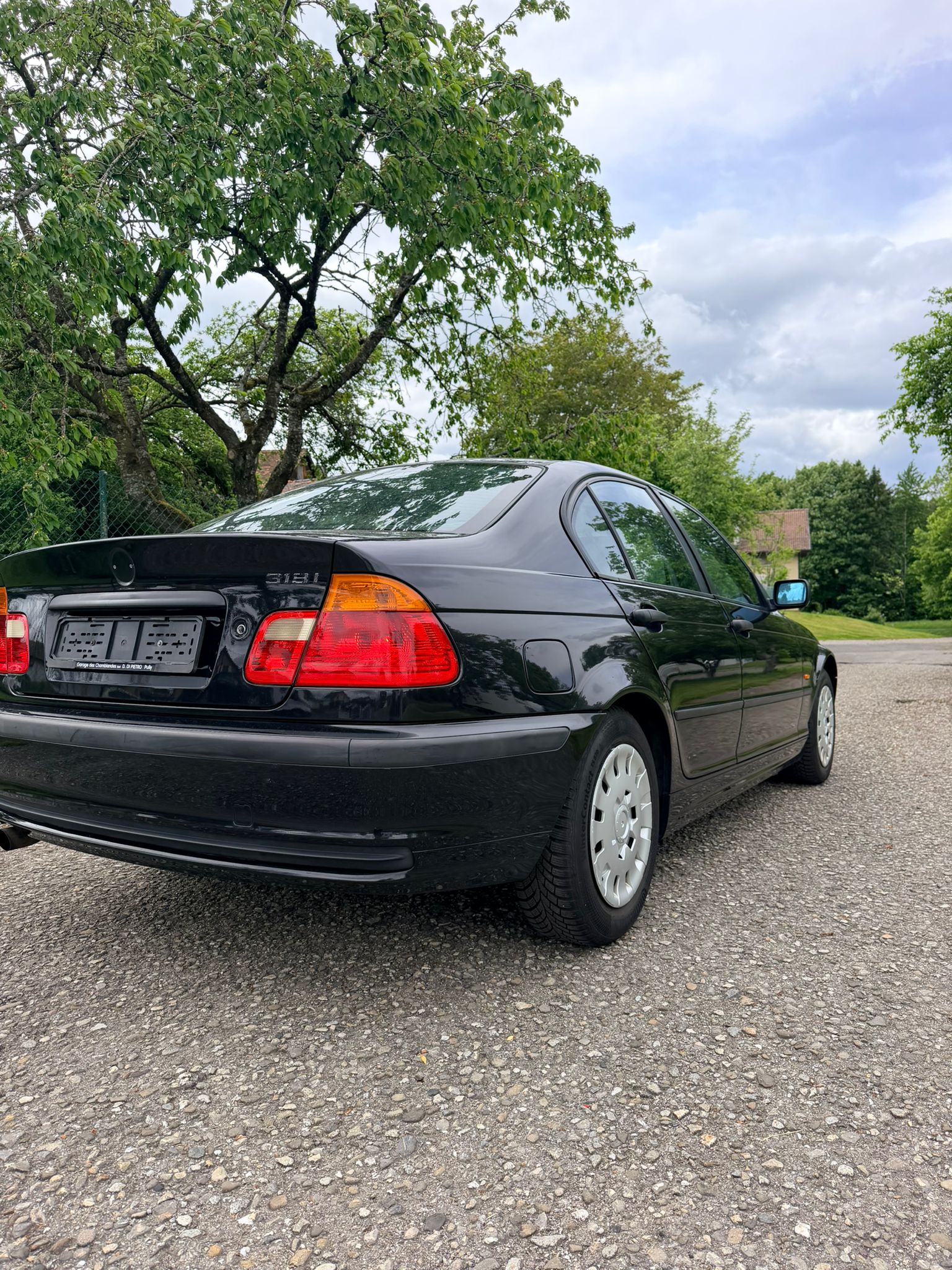 BMW 318-image-4