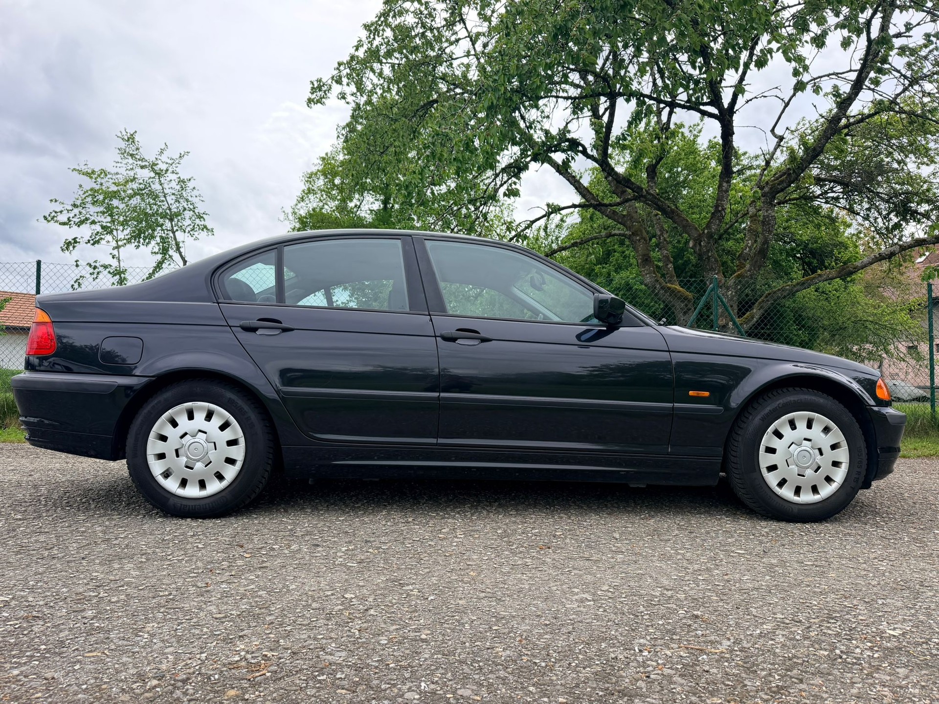 BMW 318-image-3