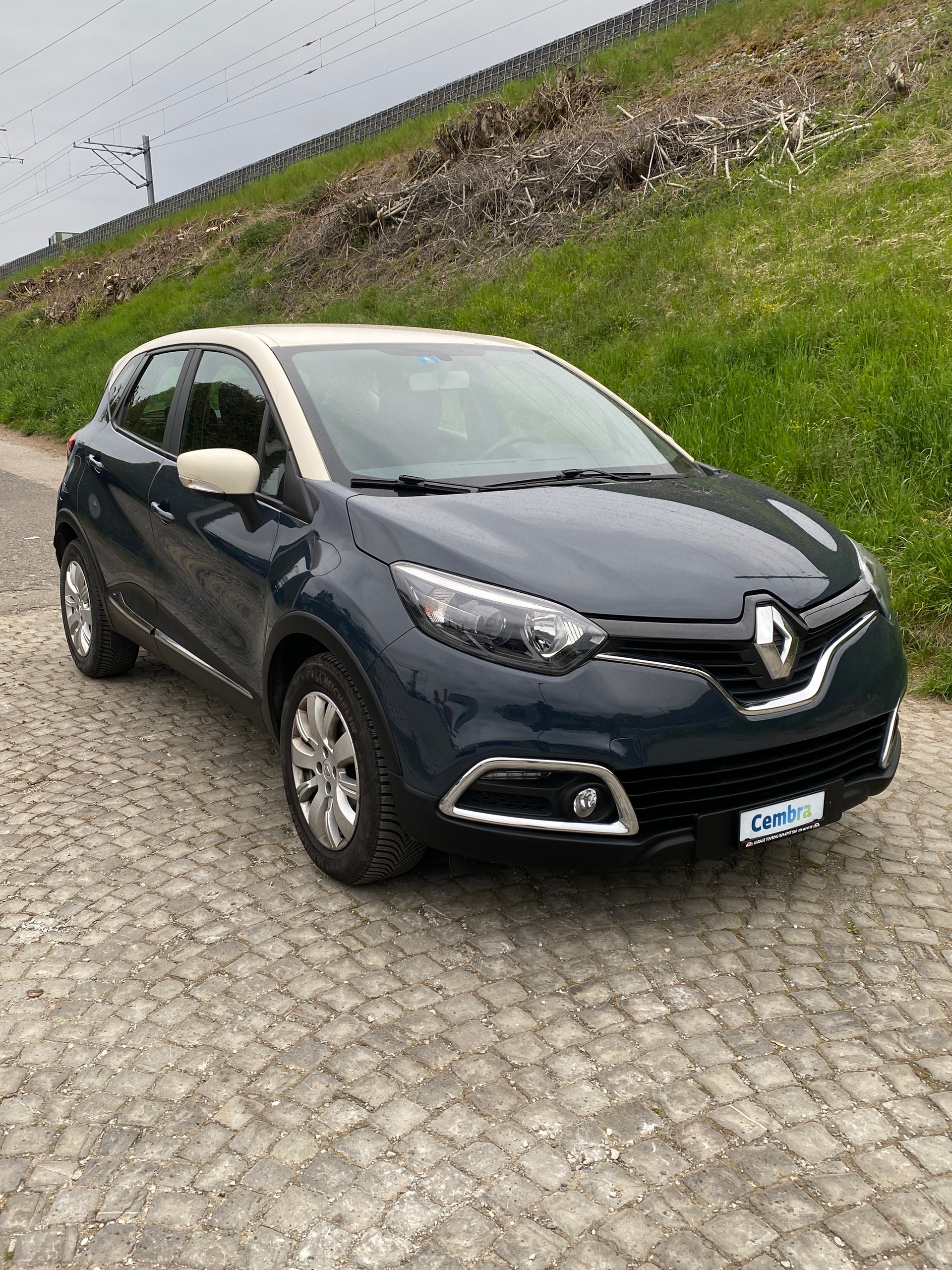 RENAULT Captur 0.9 12V Dynamique-showroom-element-1