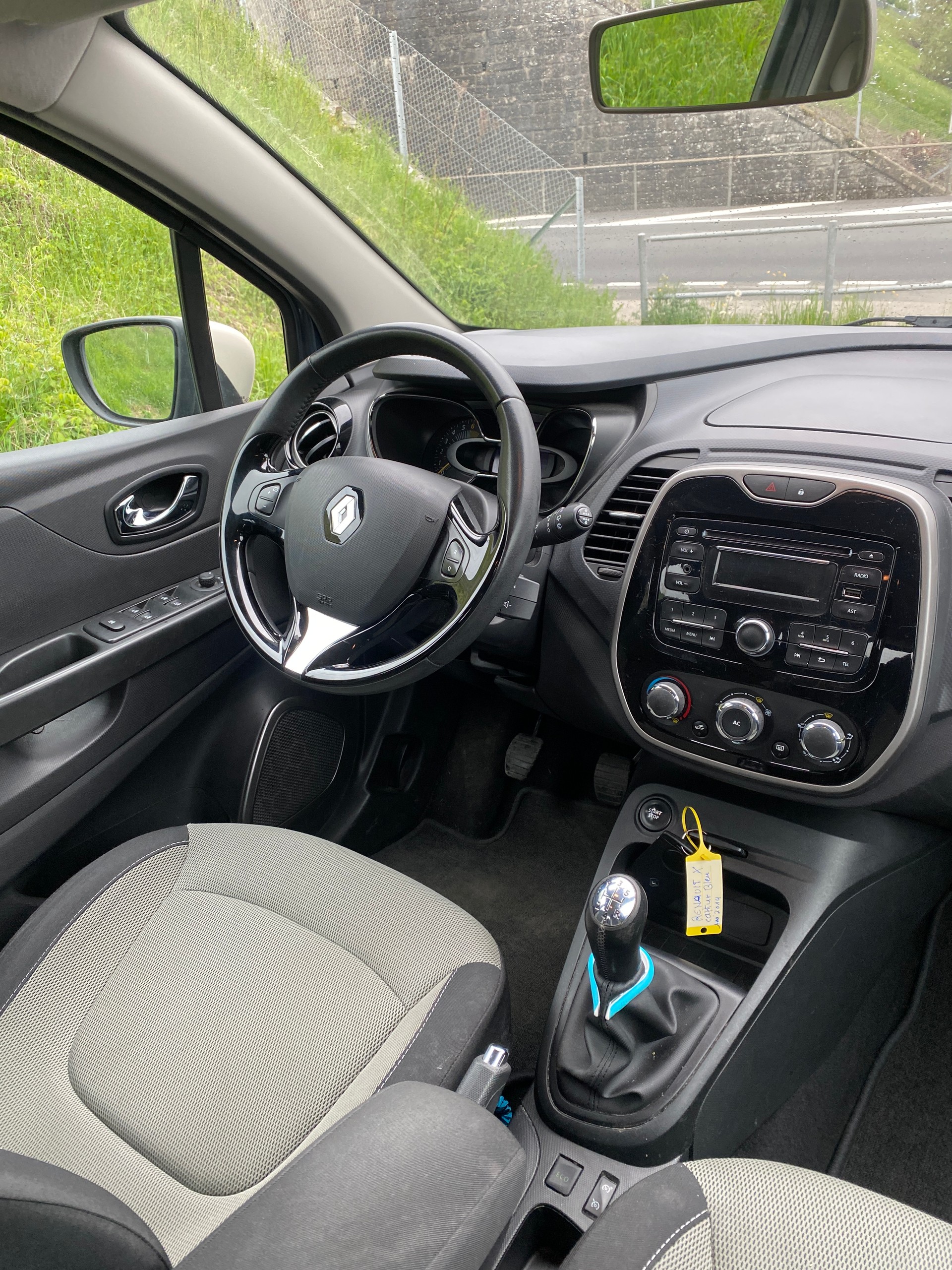 RENAULT Captur 0.9 12V Dynamique-image-5