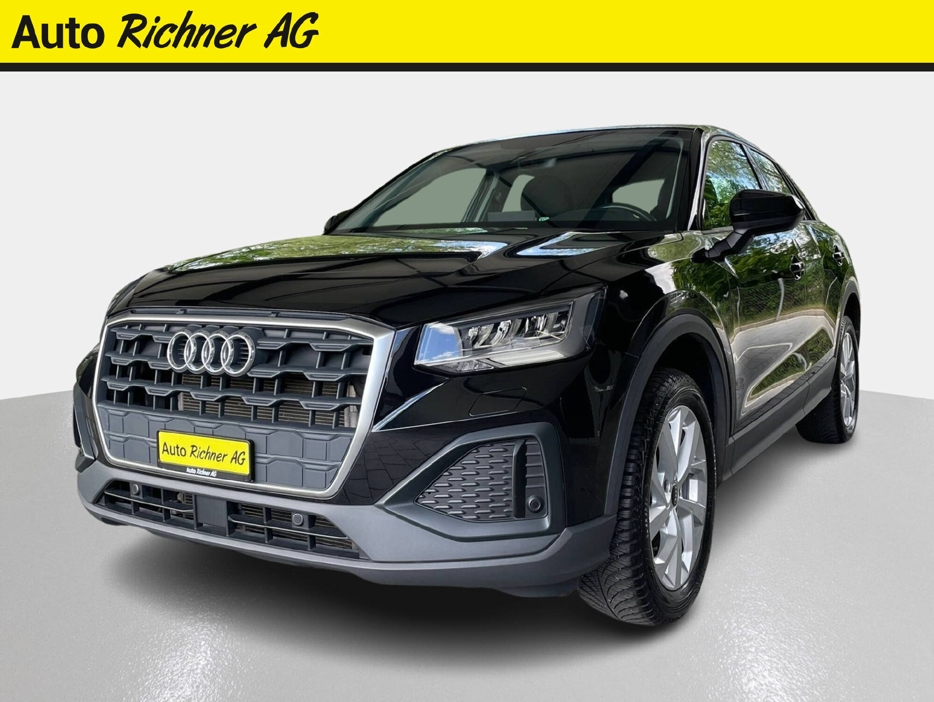 AUDI Q2 1.5 35 TFSI S-Tronic-showroom-element-1