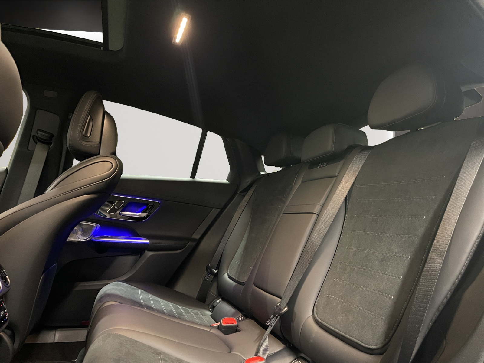 Image MERCEDES-BENZ GLC-300 GLC Coupé 300 e 4Matic 9G-Tronic