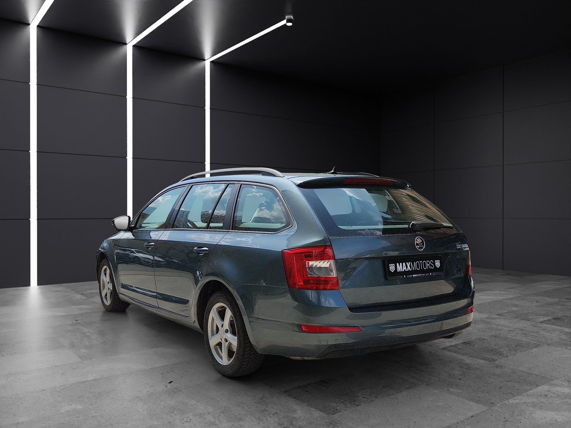 SKODA Octavia Combi 2.0 TDI Ambition 4x4-image-4