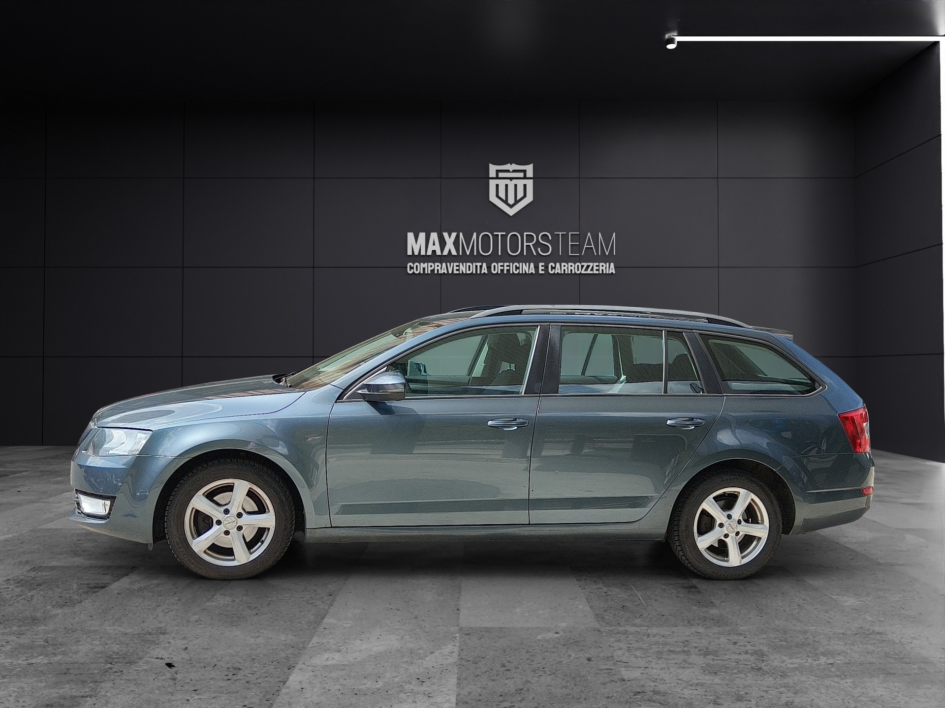 SKODA Octavia Combi 2.0 TDI Ambition 4x4-image-2