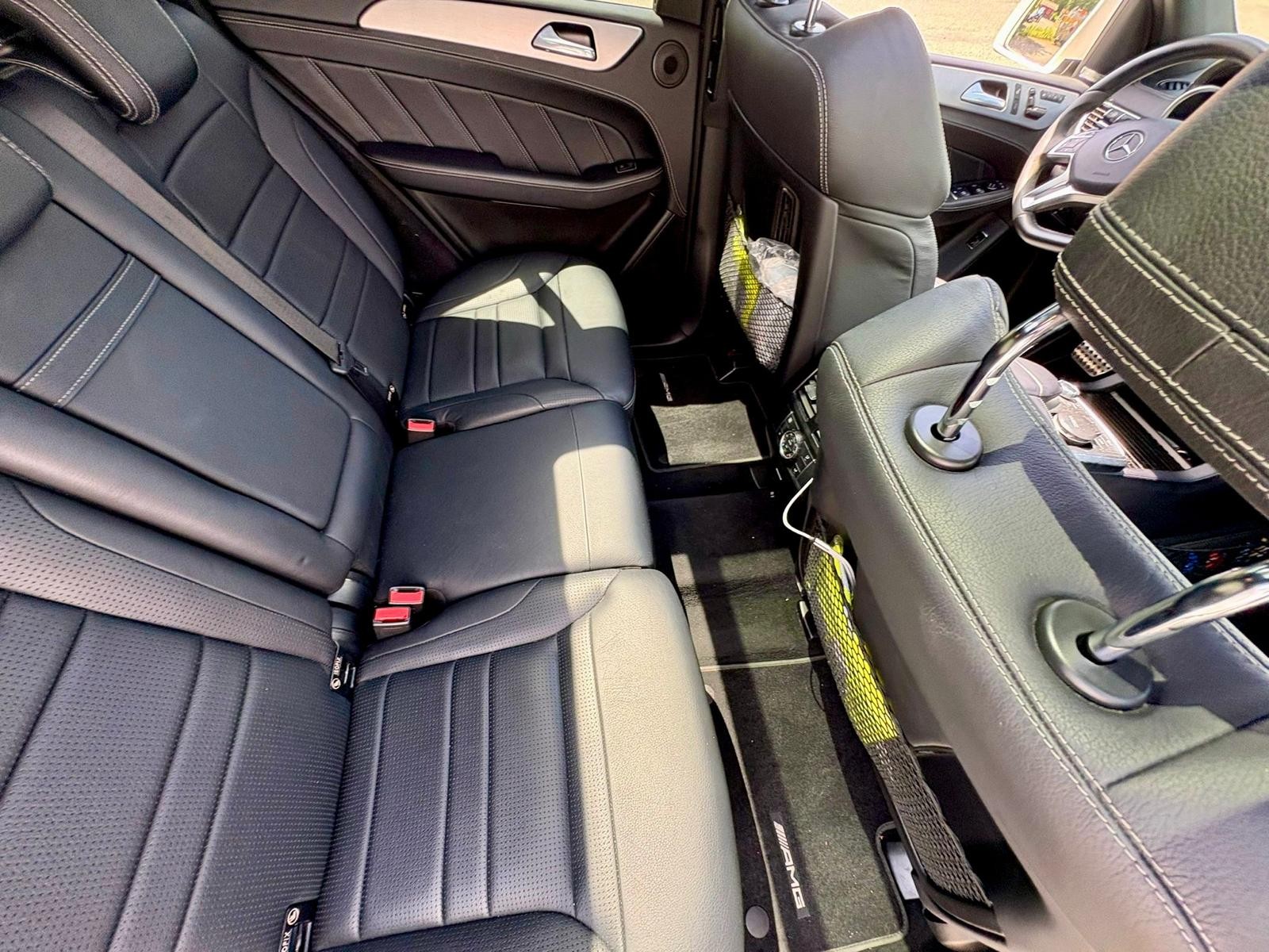MERCEDES-BENZ ML 63 V8 AMG Executive 4Matic Speedshift-image-4
