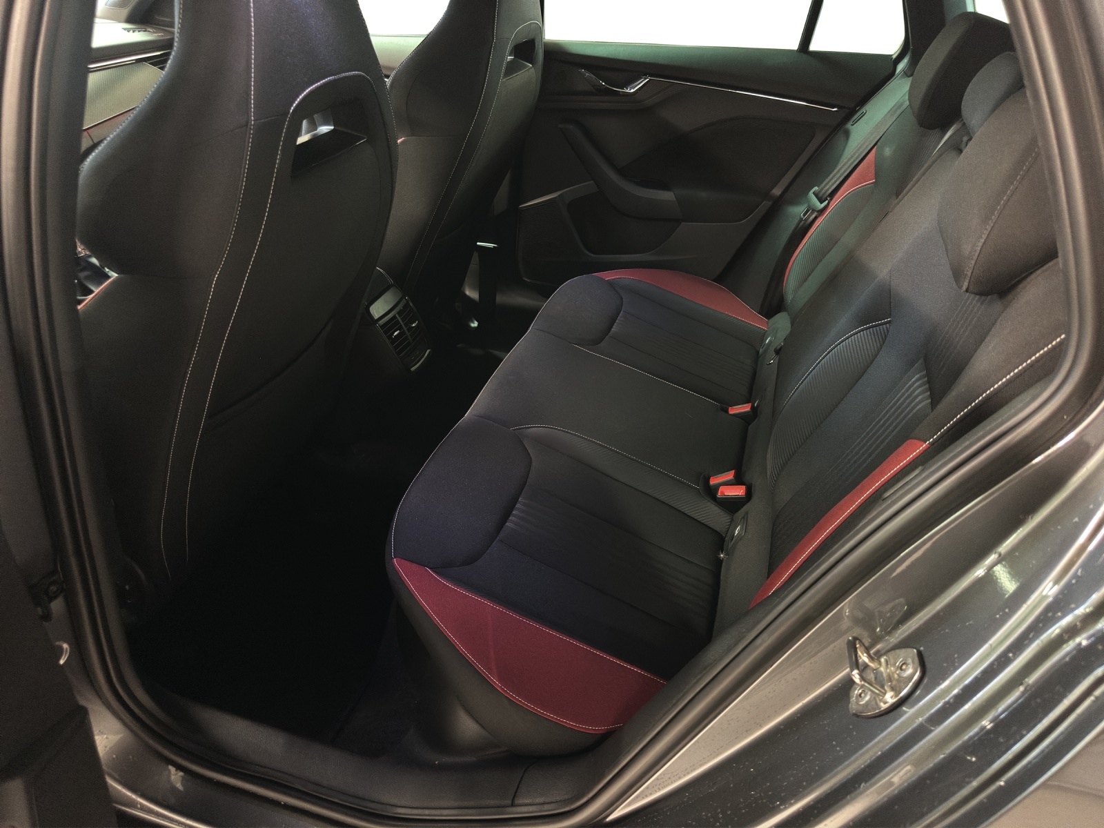 SKODA Scala 1.5 TSI ACT Monte Carlo DSG-image-11