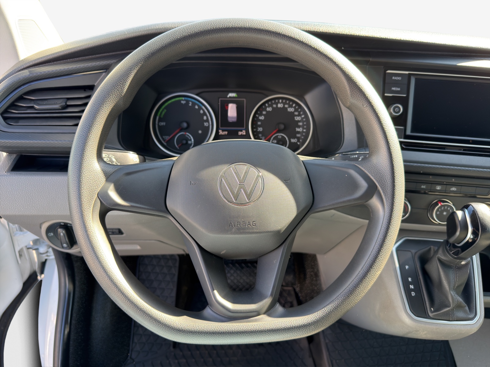VW T6.1 ABTe-image-9