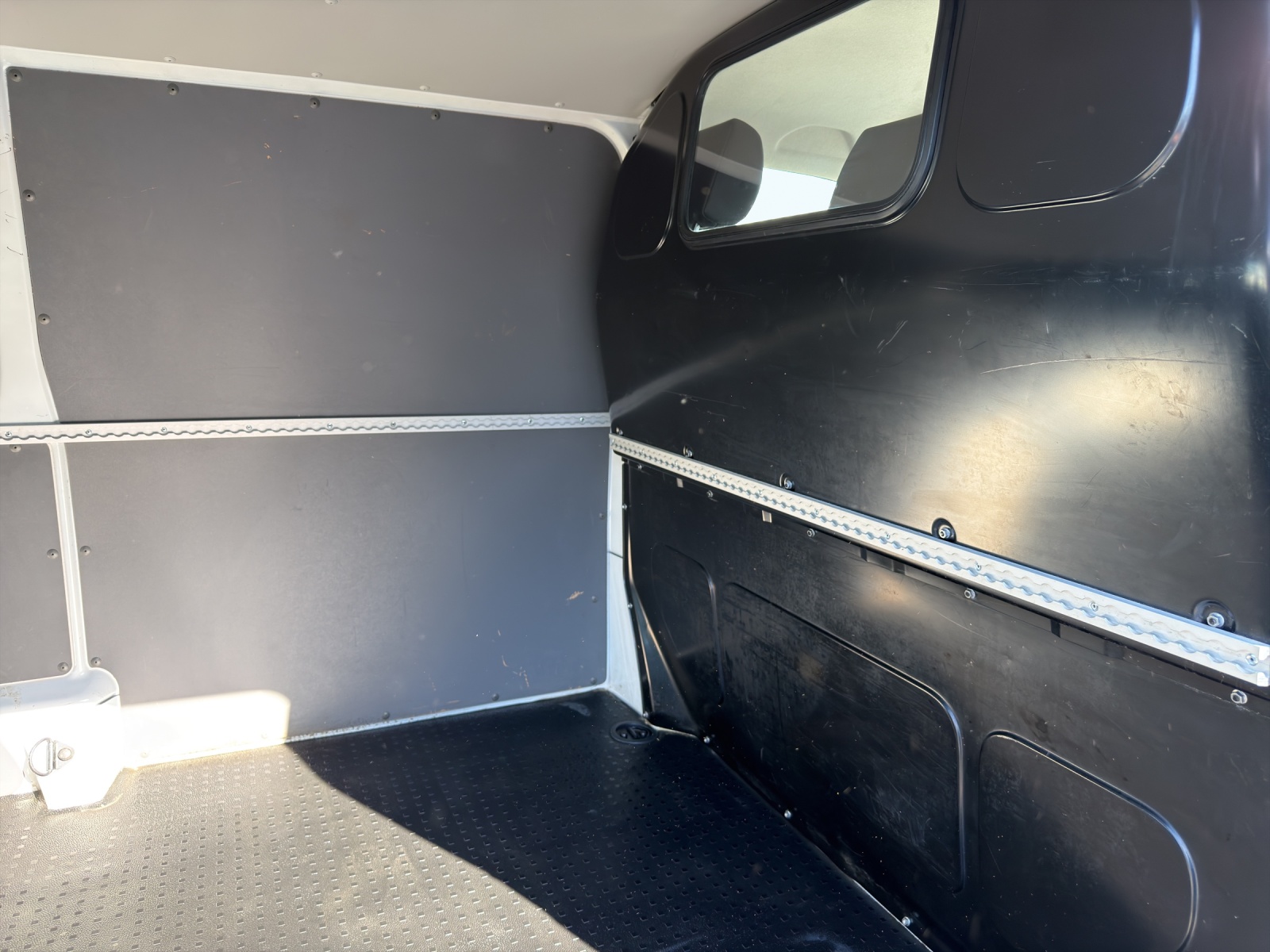 VW T6.1 ABTe-image-11