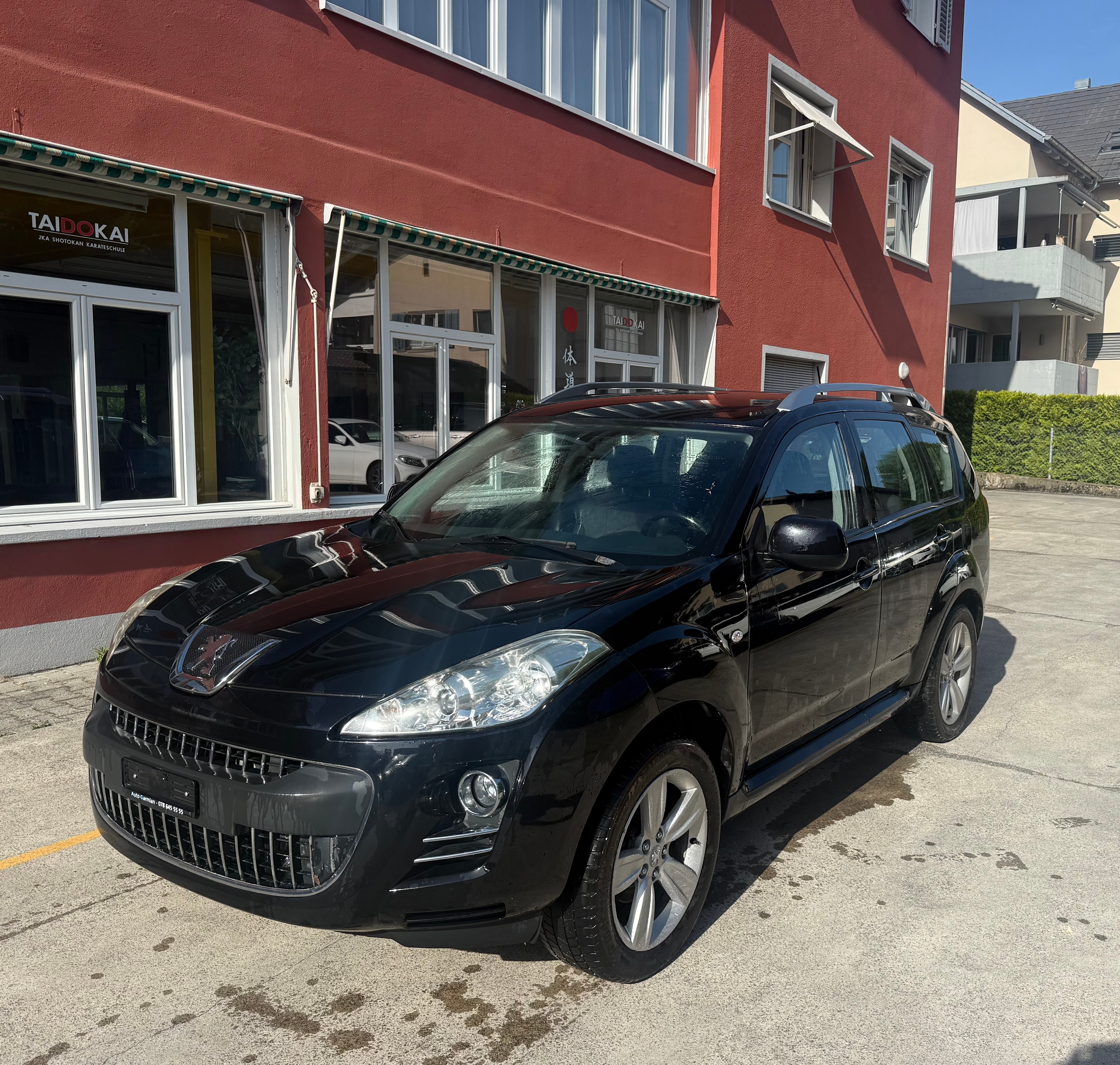 Car photo