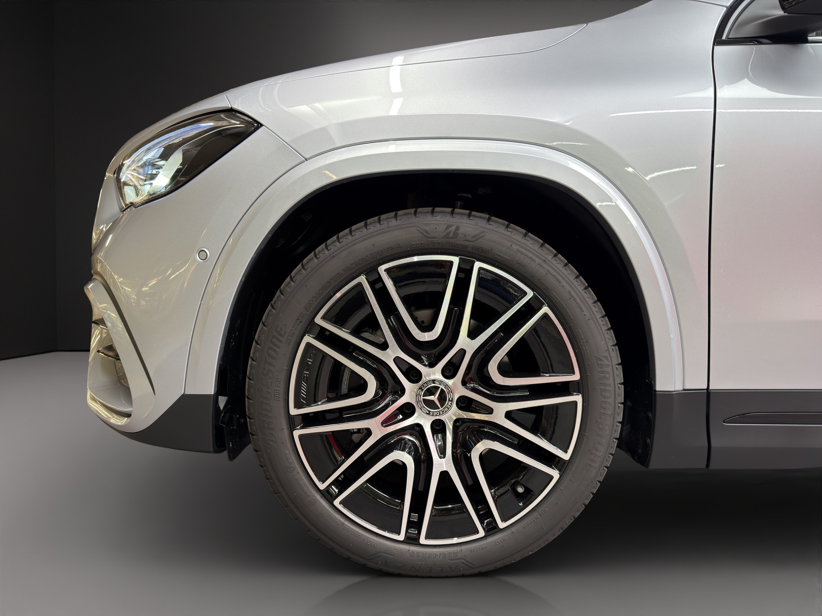 MERCEDES-BENZ GLA 220 d 4M Swiss Star-image-5