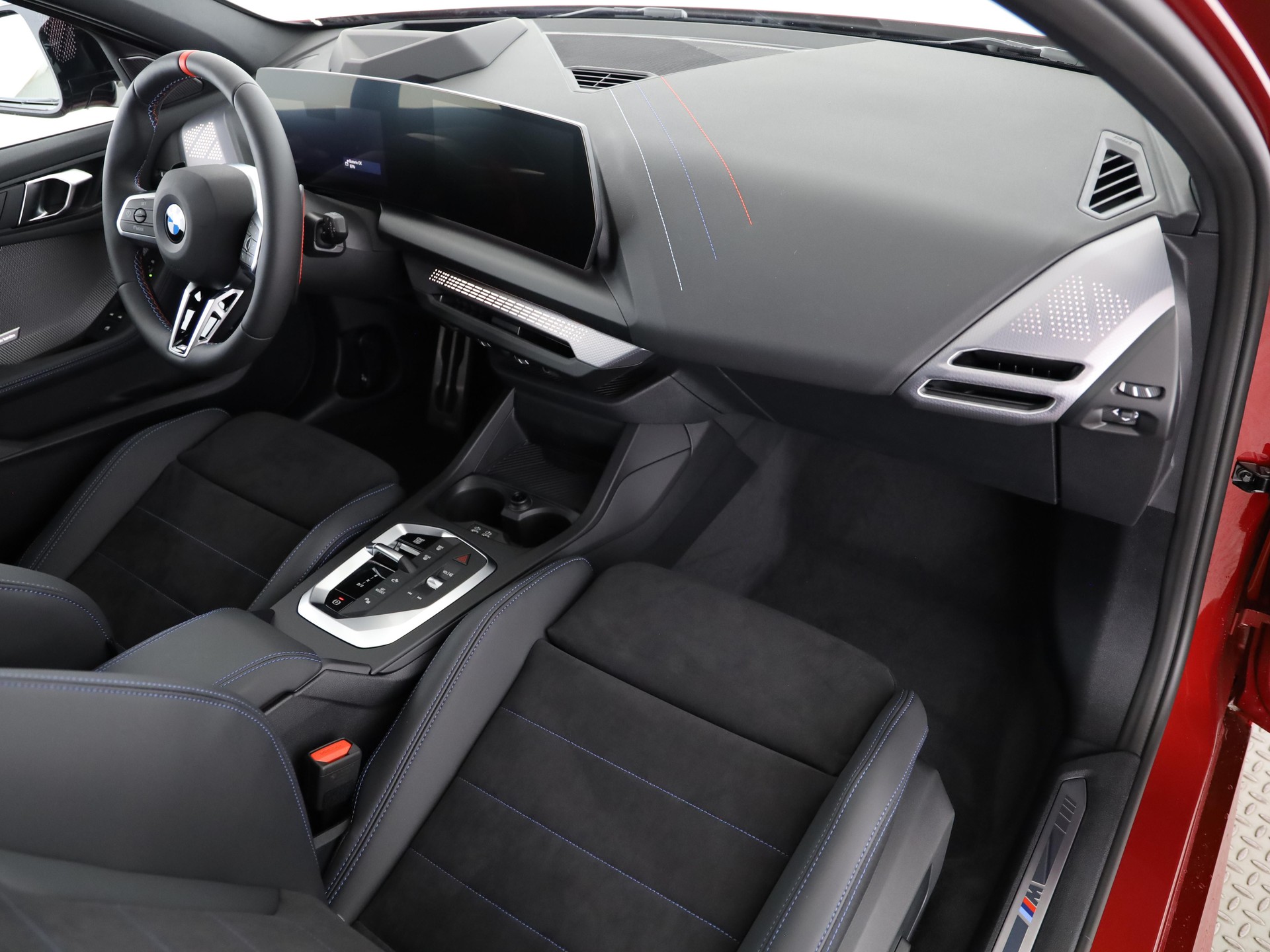 BMW M135i xDrive-image-15