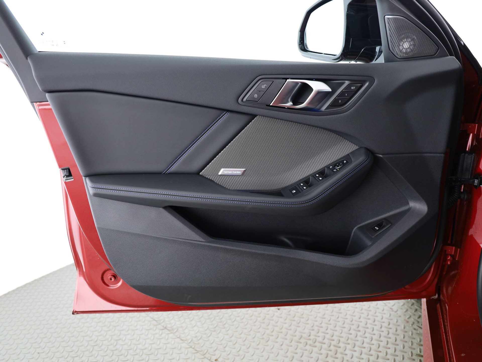 BMW M135i xDrive-image-11