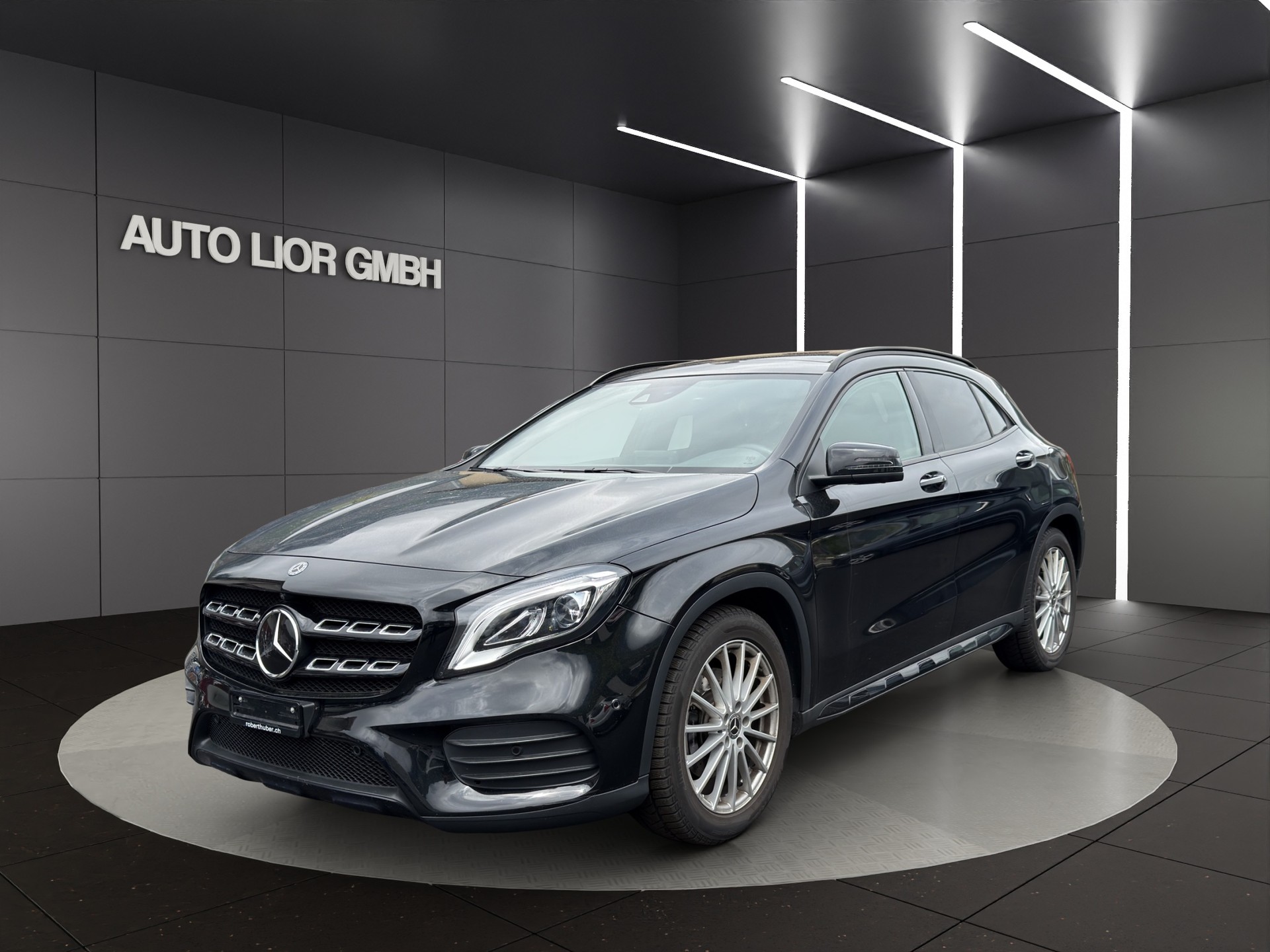 MERCEDES-BENZ GLA 220 d AMG Line 4Matic 7G-DCT-image-0