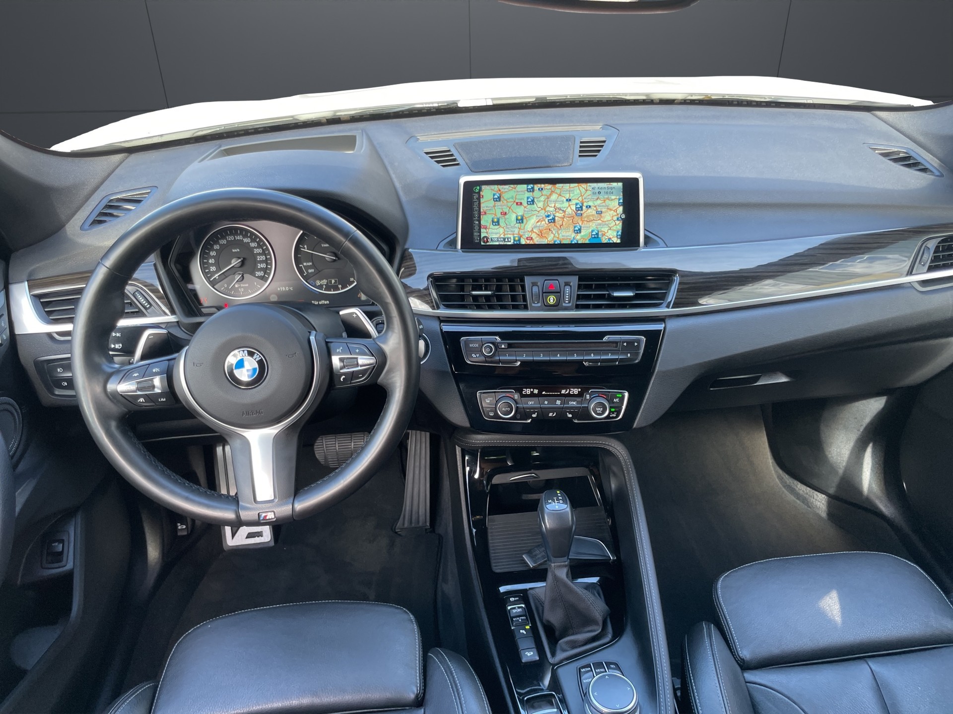 BMW X1 xDrive 25d M Sport Steptronic-image-9