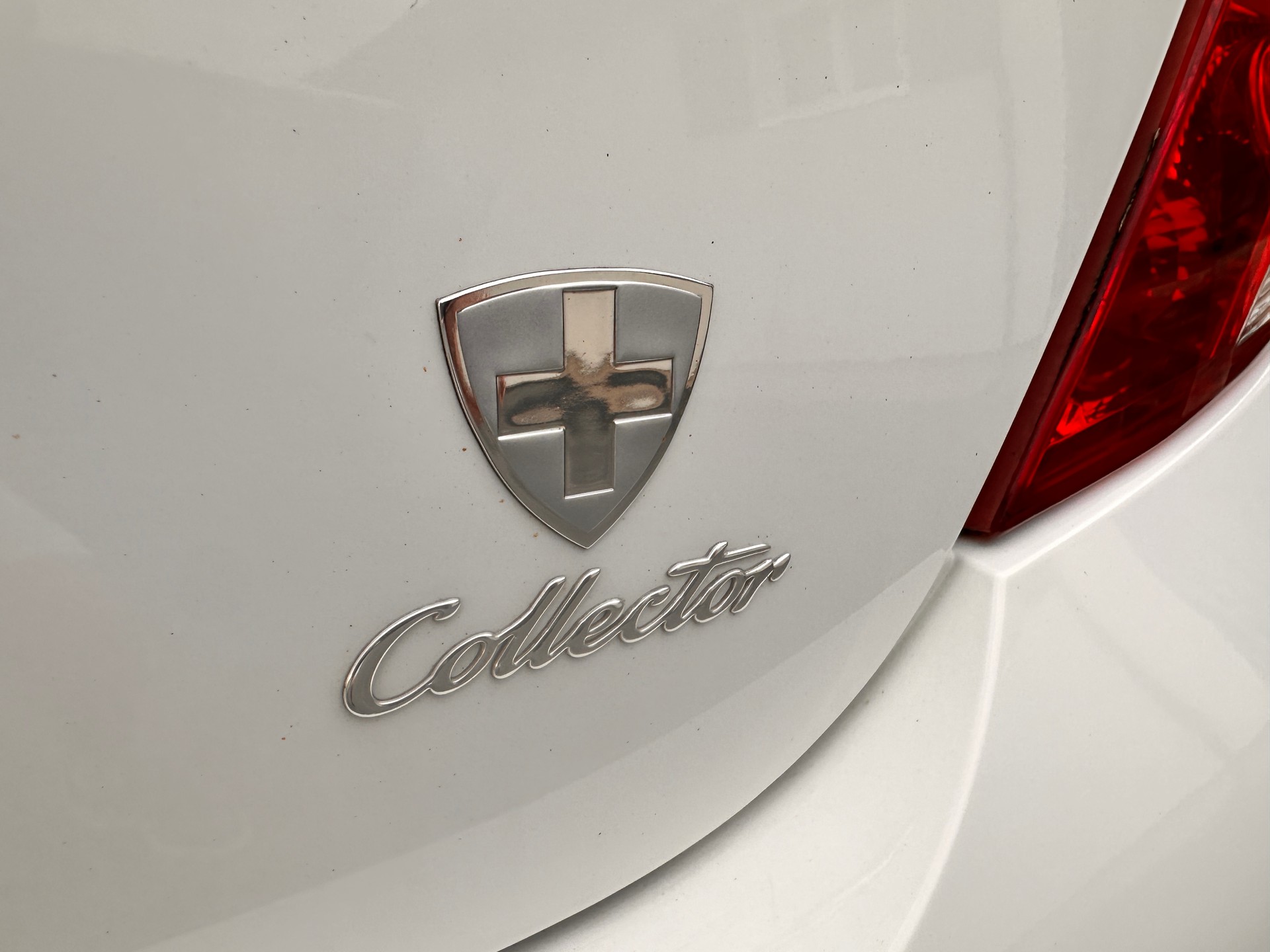 PEUGEOT 207 CC 1.6 16V Swiss Collector-image-17