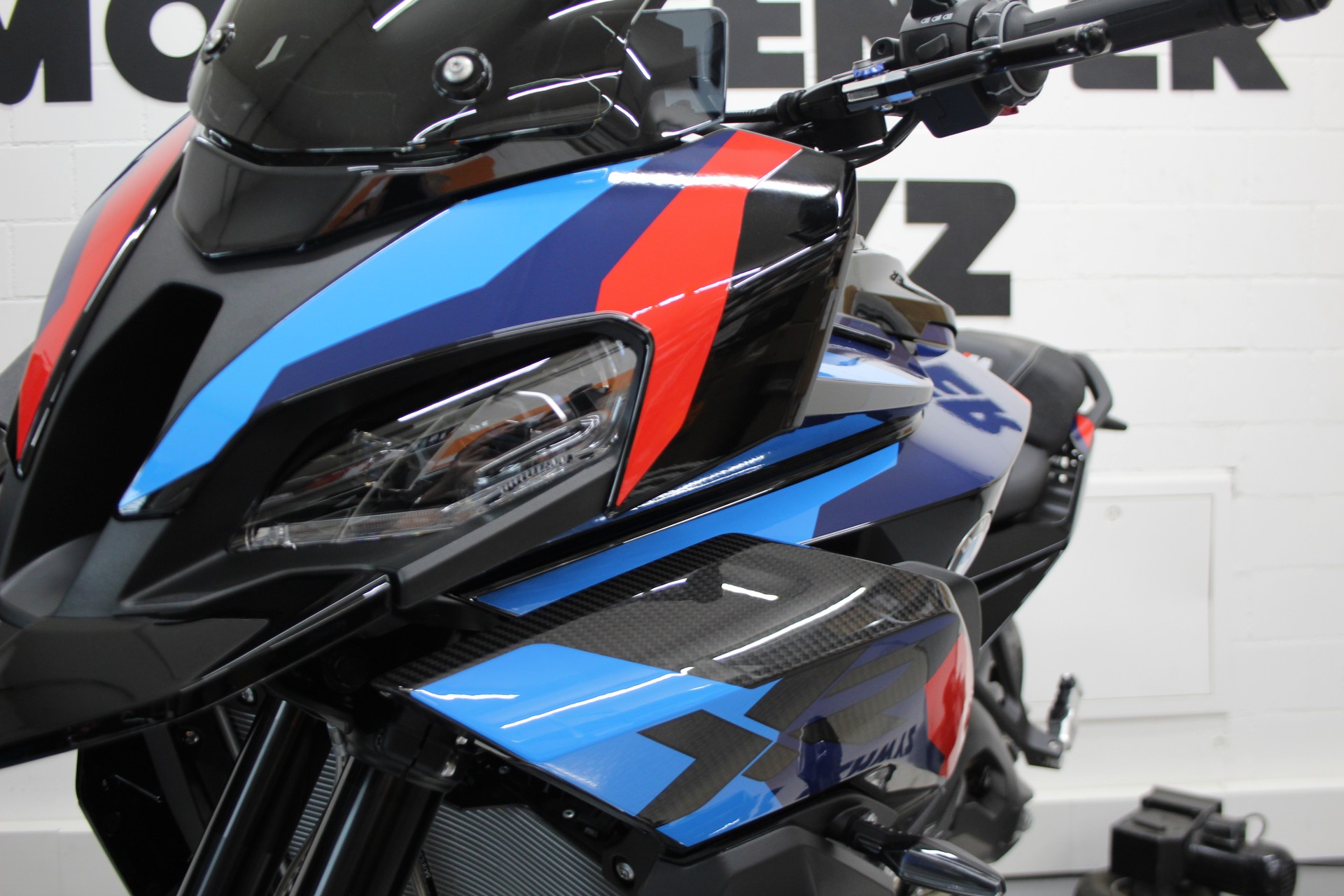 BMW M 1000 XR Competition-image-5