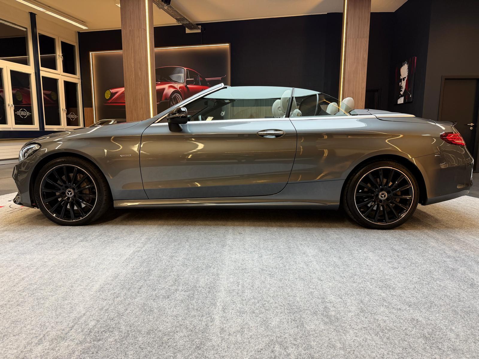 MERCEDES-BENZ C 400 AMG Line 4matic Cabriolet-image-5