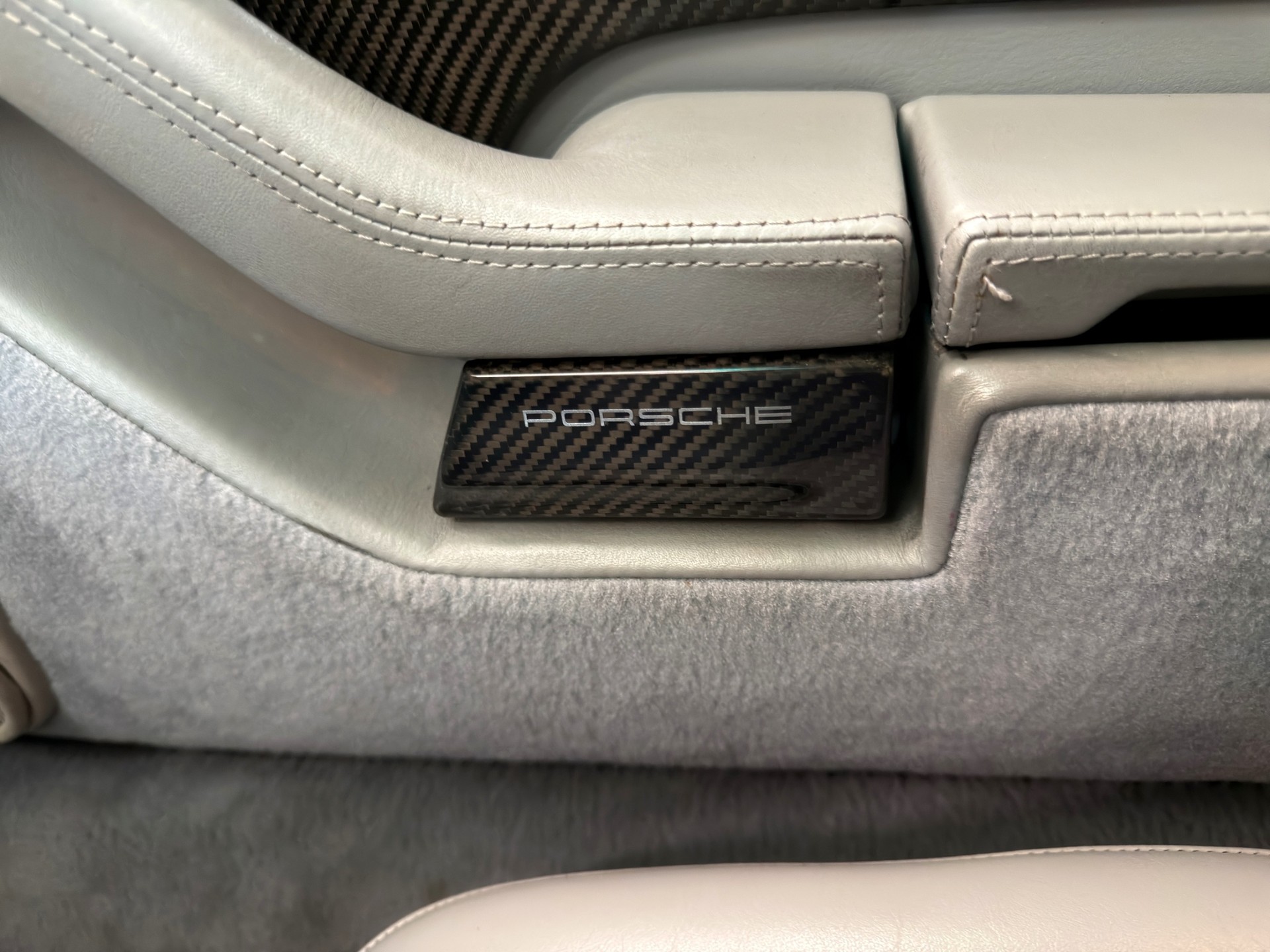 PORSCHE 911 Turbo-image-20