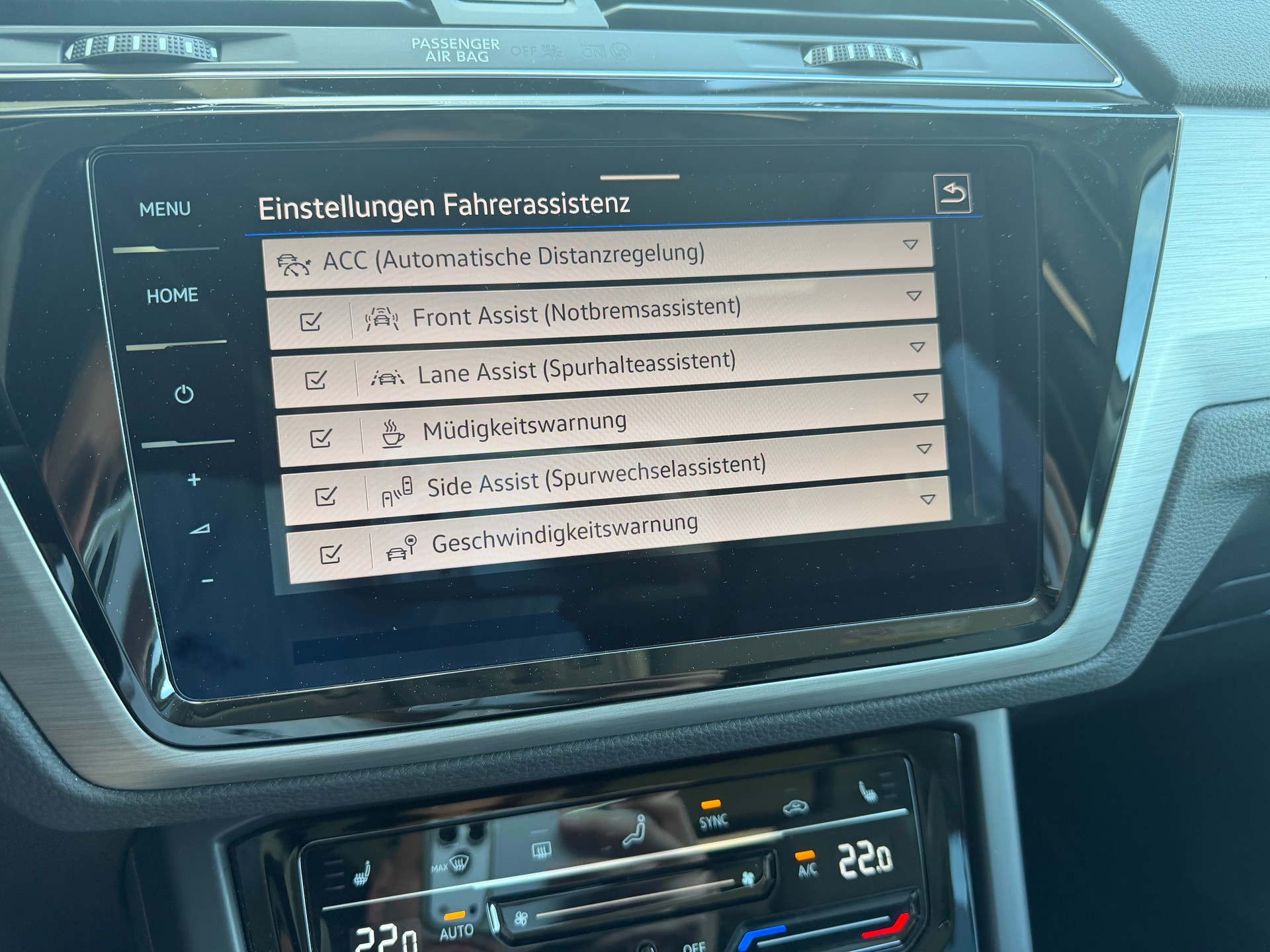 VW Touran 2.0 TDI BlueMotion Technology Comfortline DSG-image-23