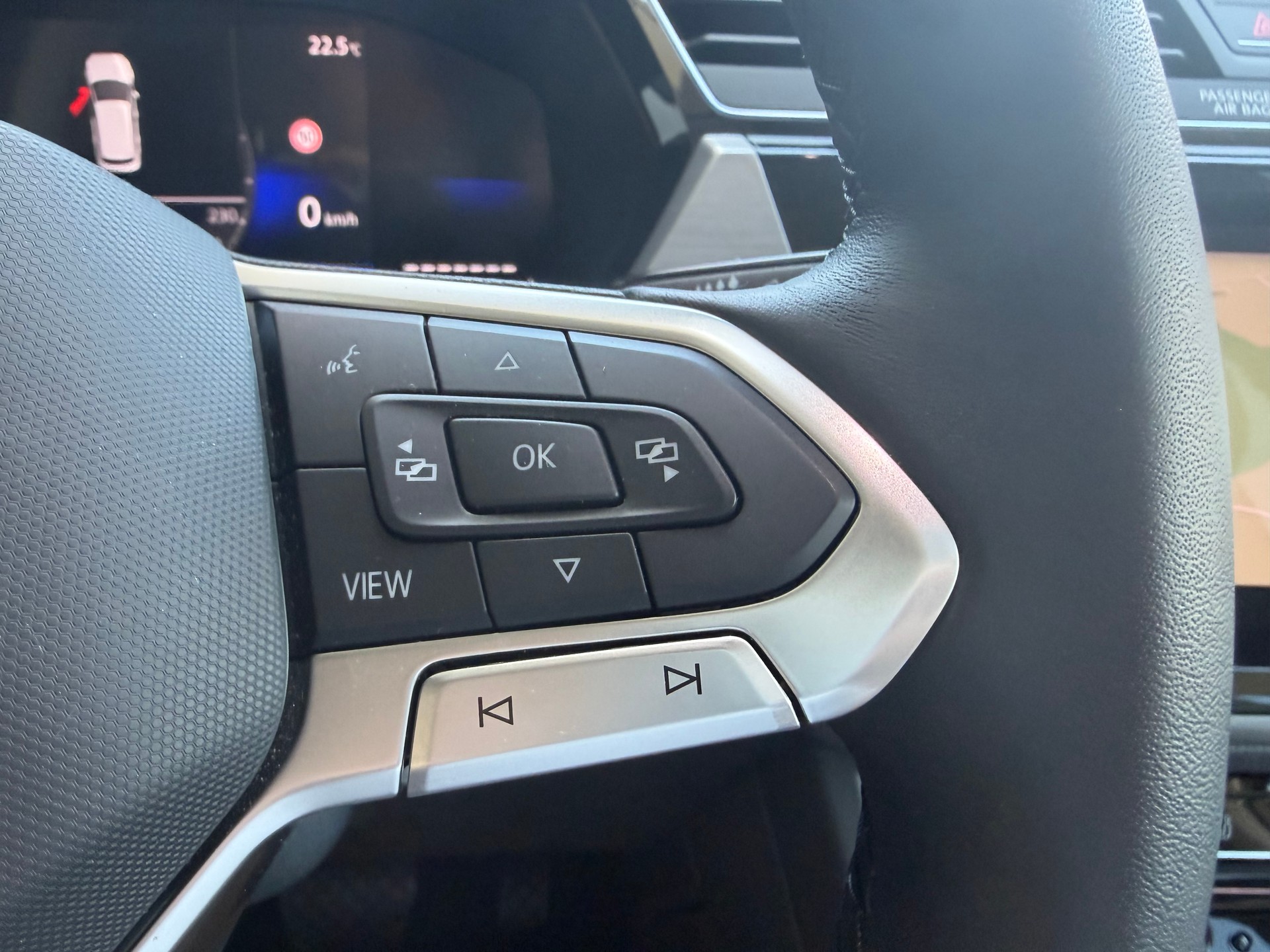 VW Touran 2.0 TDI BlueMotion Technology Comfortline DSG-image-20
